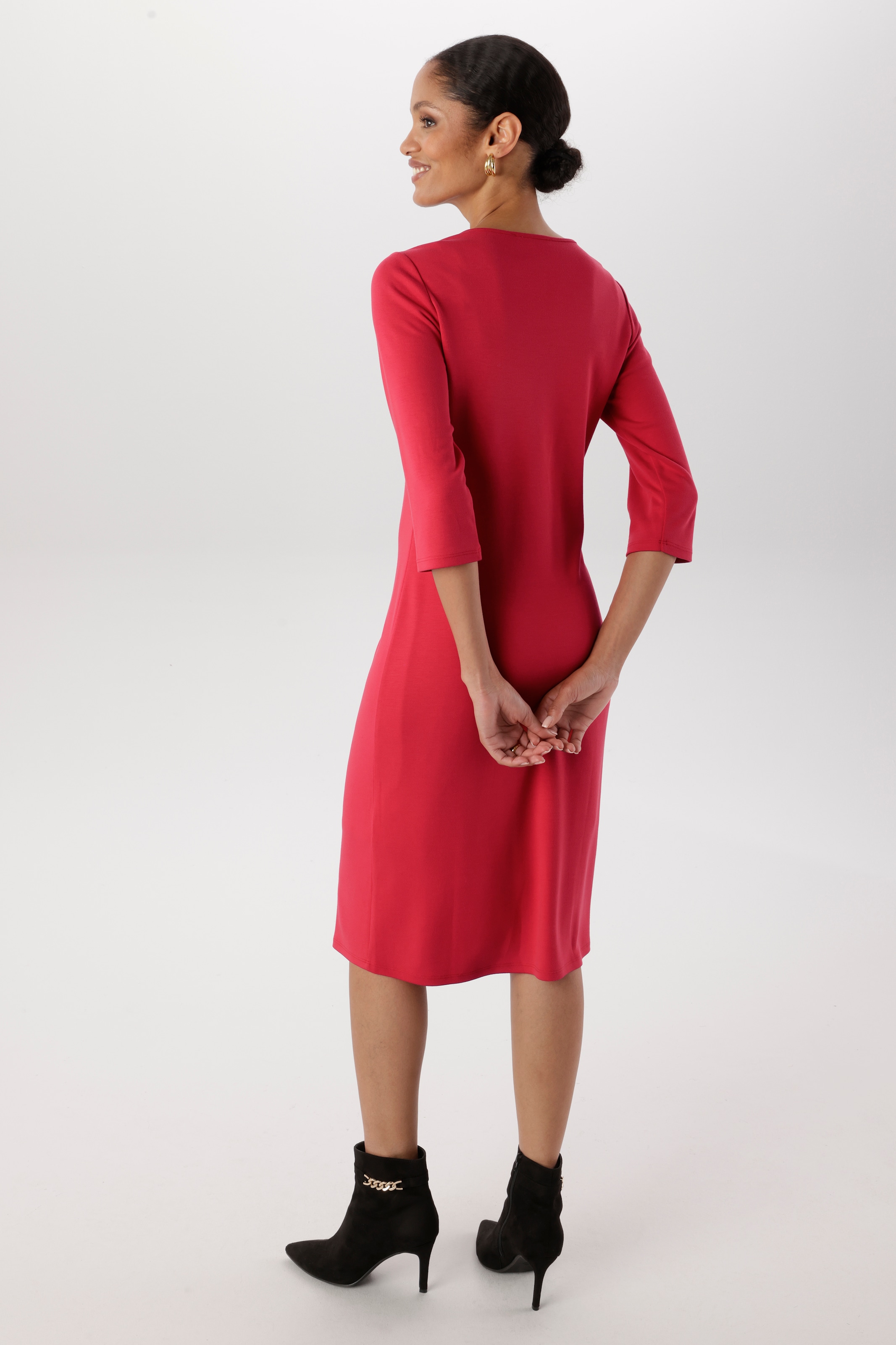 Aniston SELECTED Shirtkleid großzügiger Cut-Out am Rundhalsausschnitt - NEUE KOLLEKTION