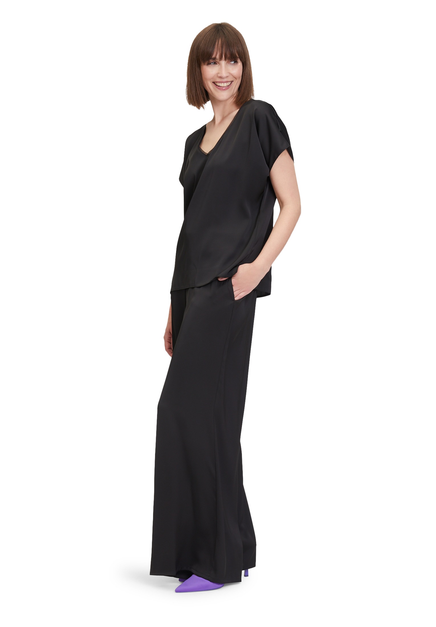 Vera Mont Satinbluse »Vera Mont Satin-Bluse mit V-Ausschnitt«