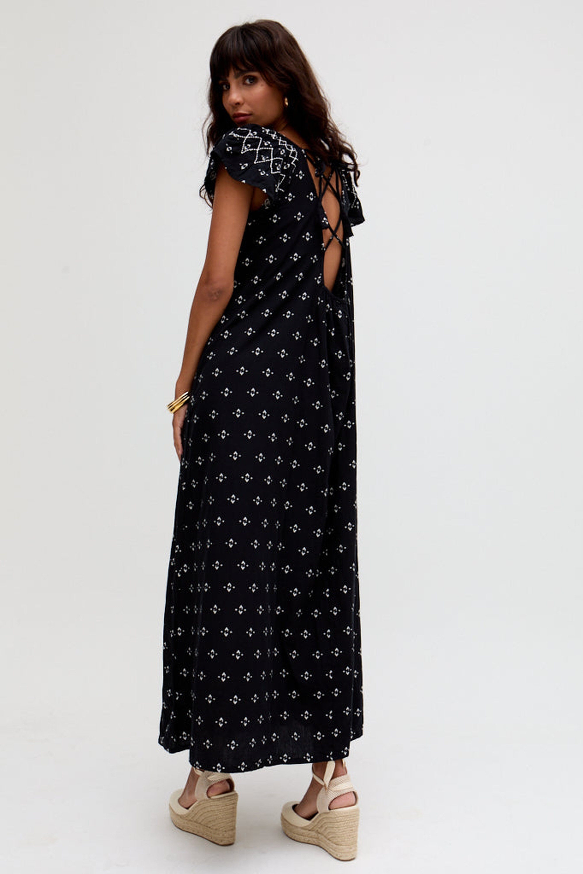 RAFFYA Midikleid »Willow Embroidered Shirring Jacquard Maxi Dress Damen«