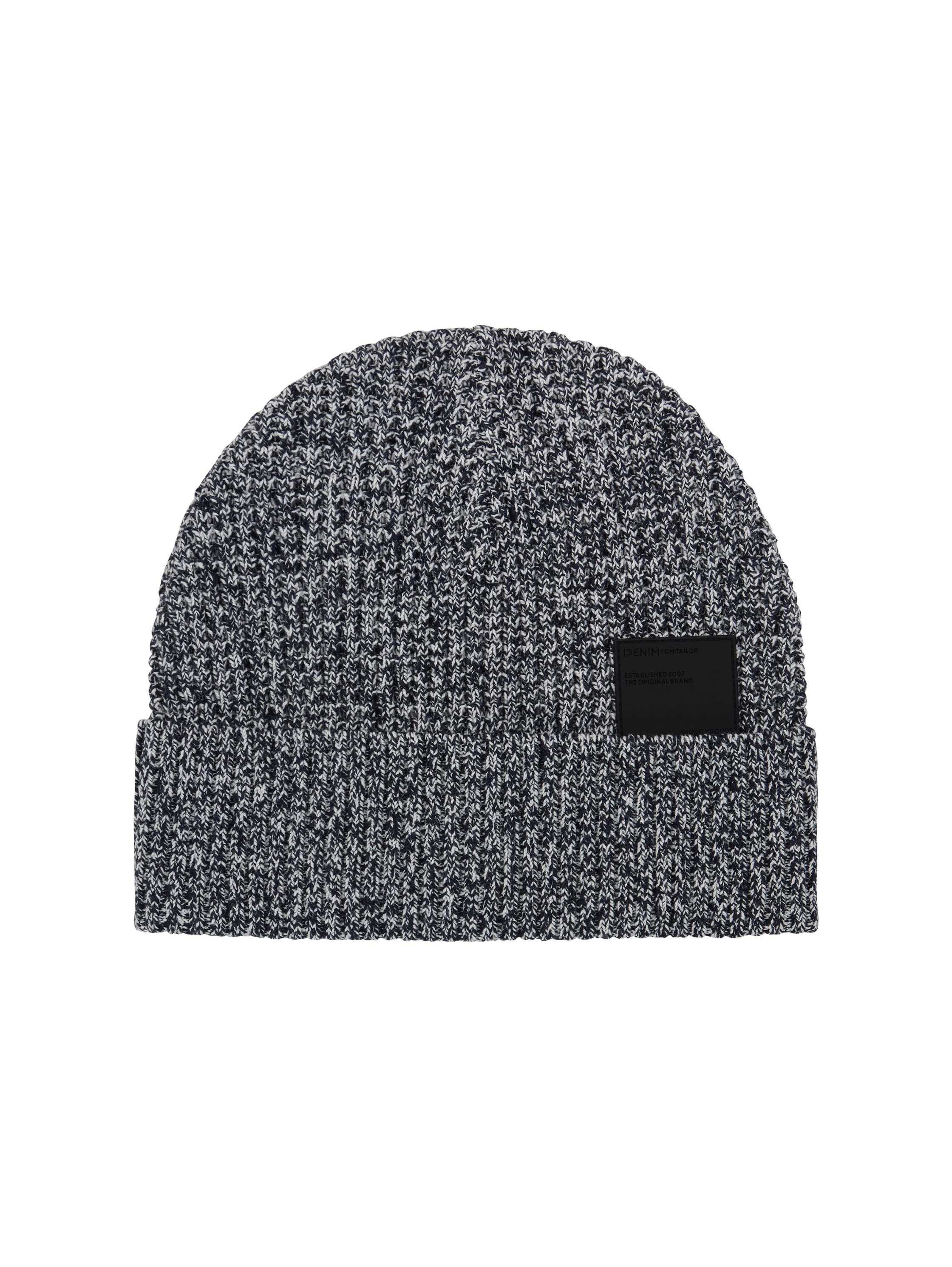 TOM TAILOR Denim Beanie, mit Strick-Struktur und Logo-Badge