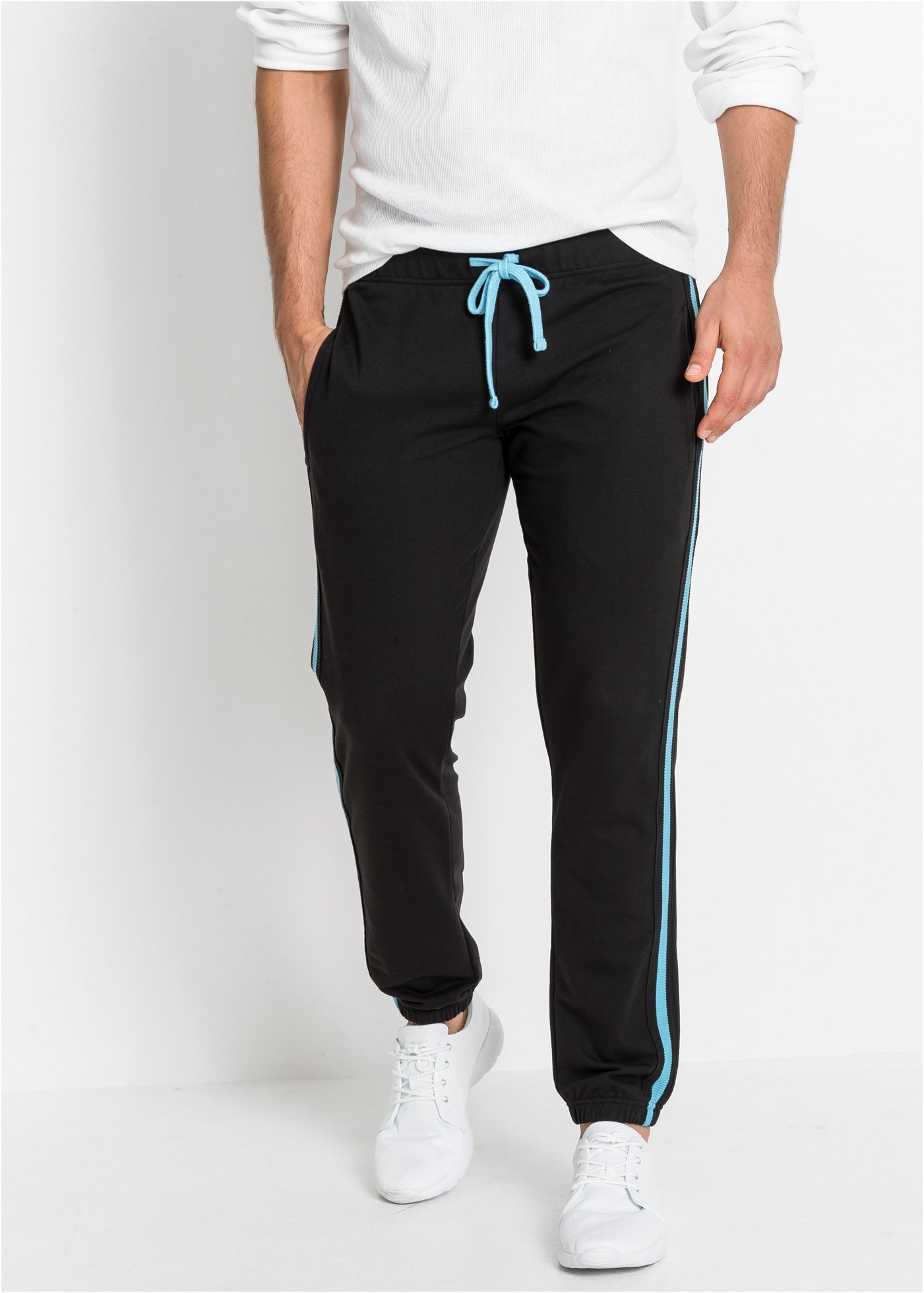 bonprix aus Baumwolle und Polyester, mit vollelastischem Bund, Regular Fit