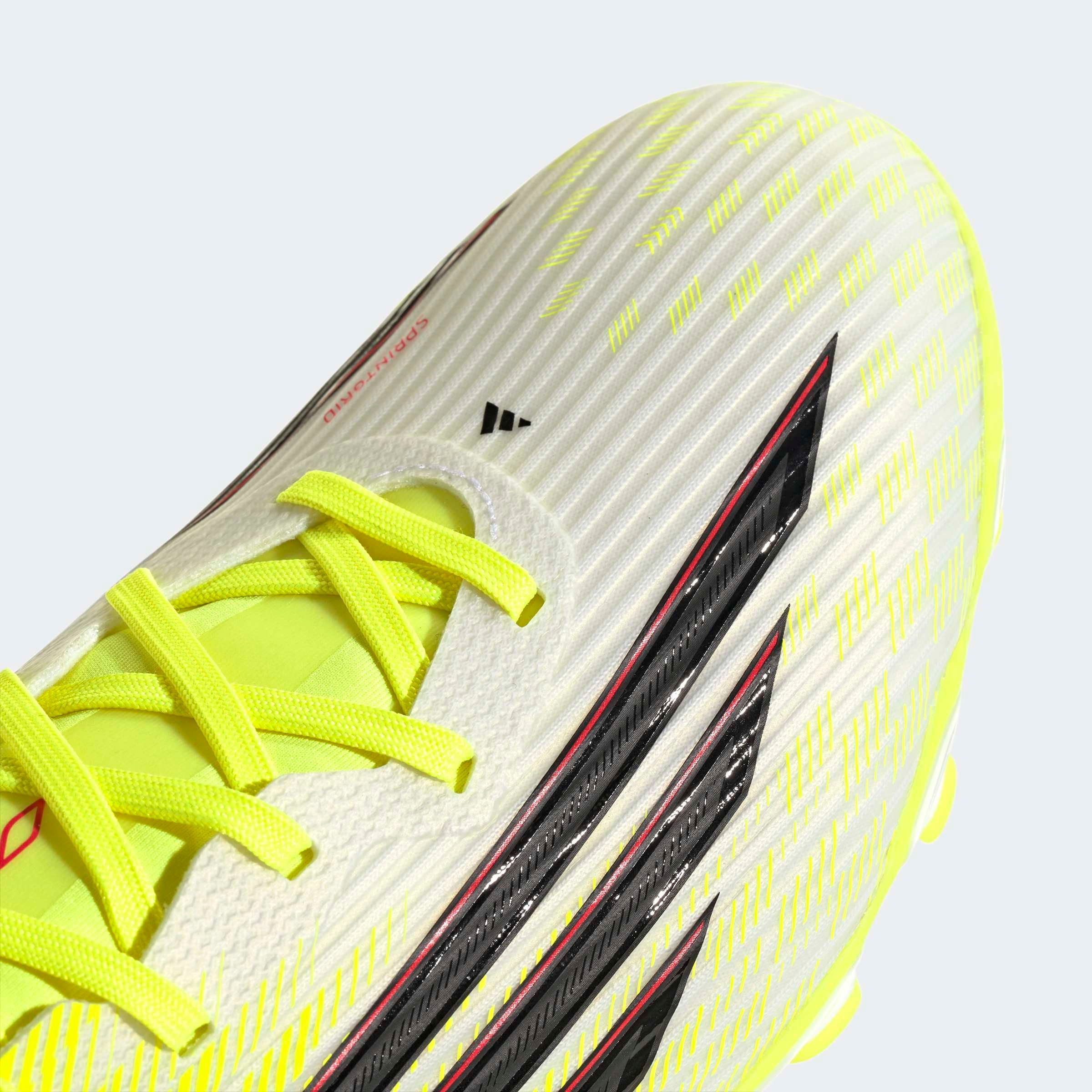 adidas Performance Fußballschuh  für viele verschiedene Böden geeignet