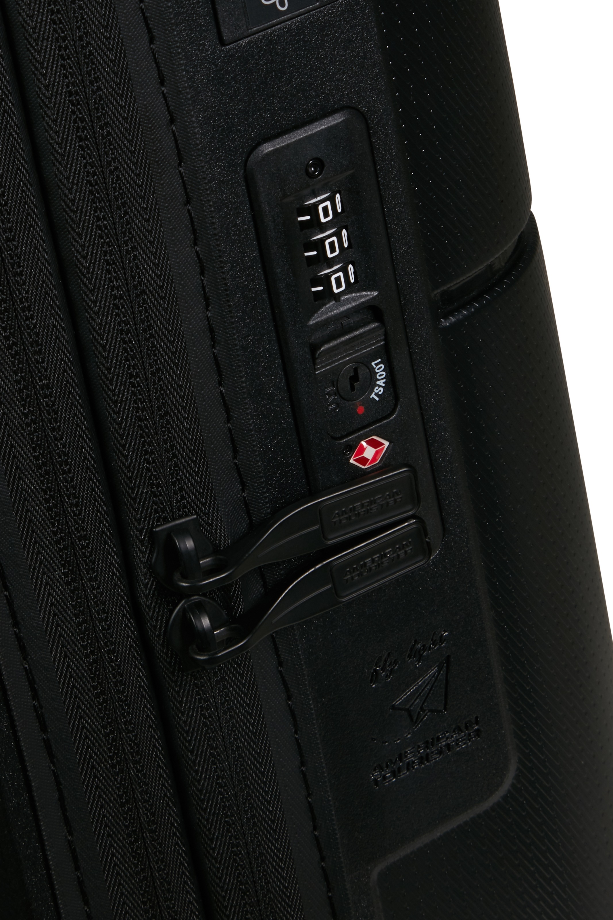 American Tourister® Hartschalen-Trolley »DASHPOP DISNEY, verschiedene Motive«, 4 Rollen, Volumenerweiterung Reisekoffer Reisegepäck