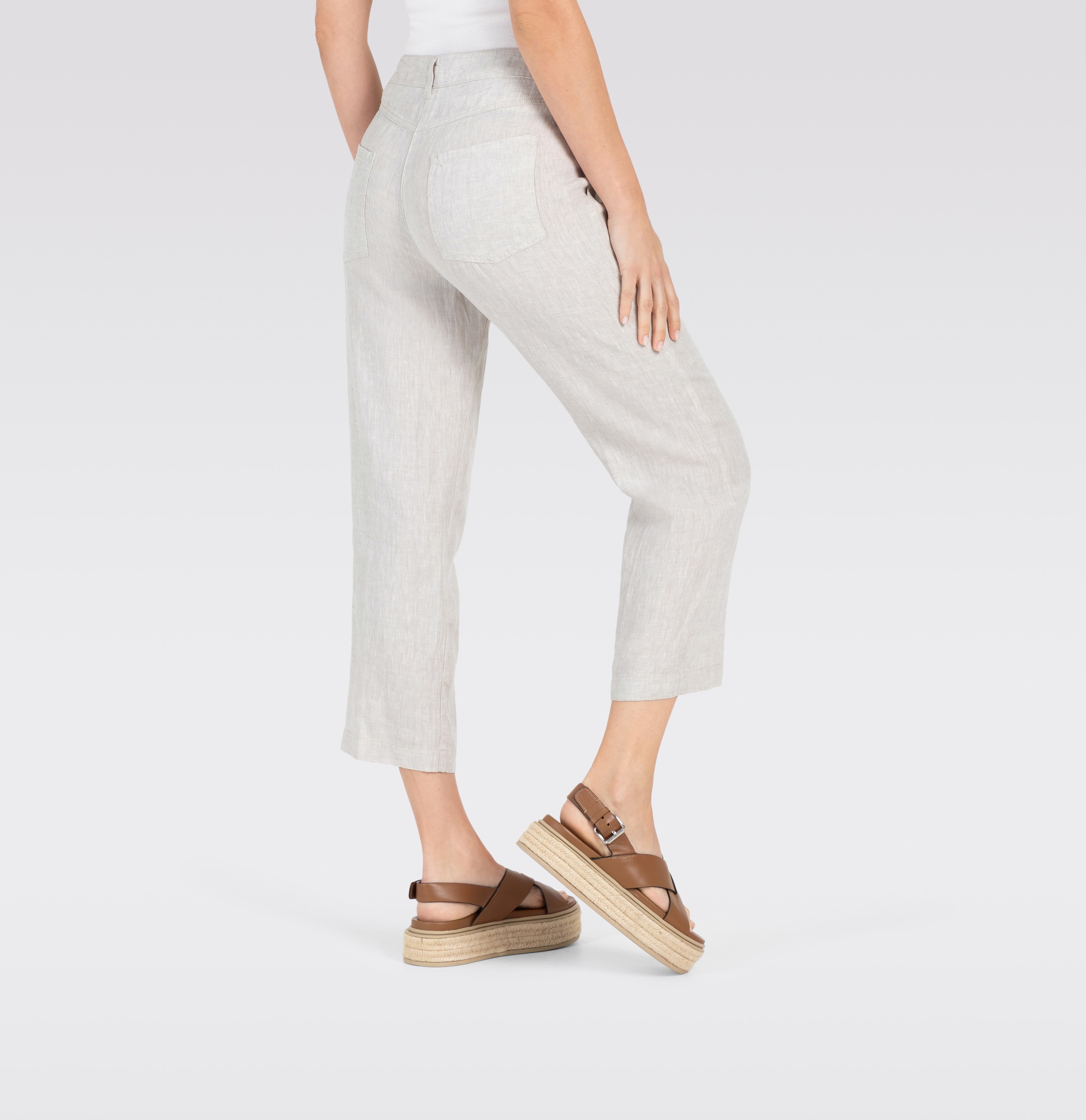 MAC Leinenhose »NORA cropped«, temperaturausgleichend und angenehm auf der Haut