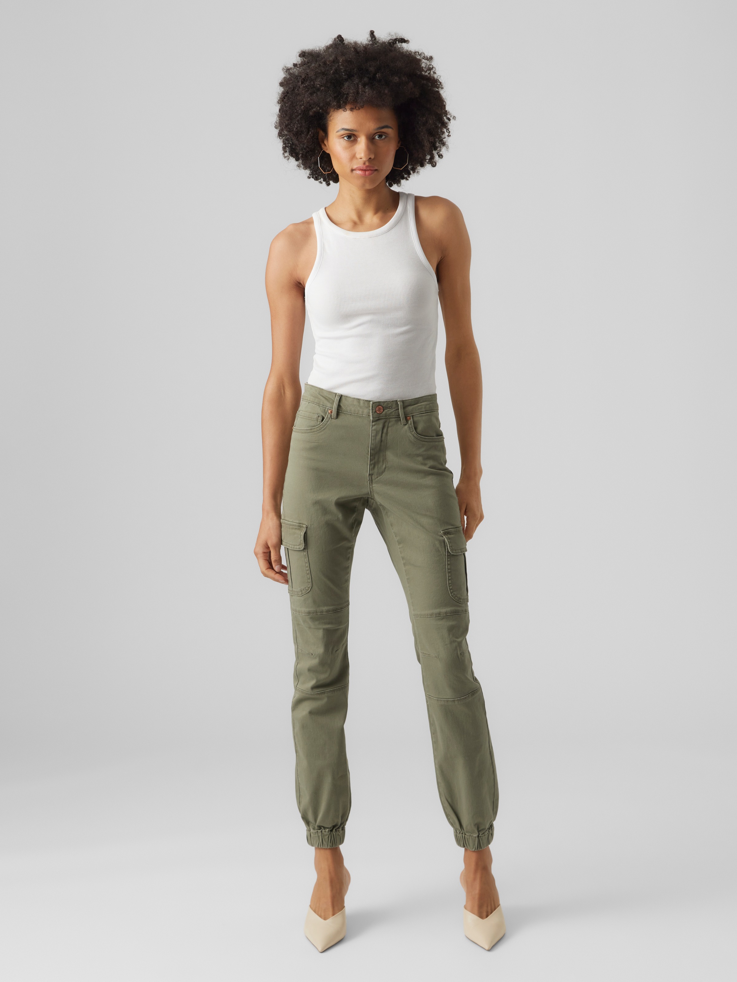 Thumbnail - Vero Moda Cargohose "VMIVY MR ANKLE CARGO PANTS NOOS"