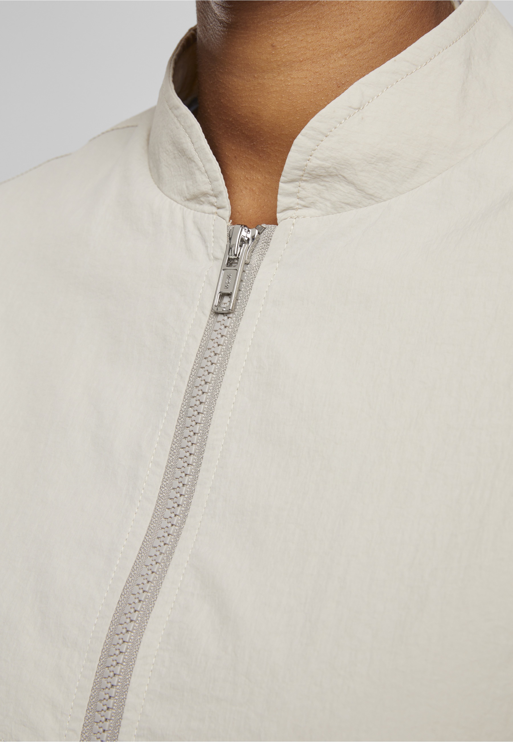 URBAN CLASSICS Windbreaker »Urban Classics Ladies Short Crinkle Jacket« 1 Stk. tlg. mit Kapuze