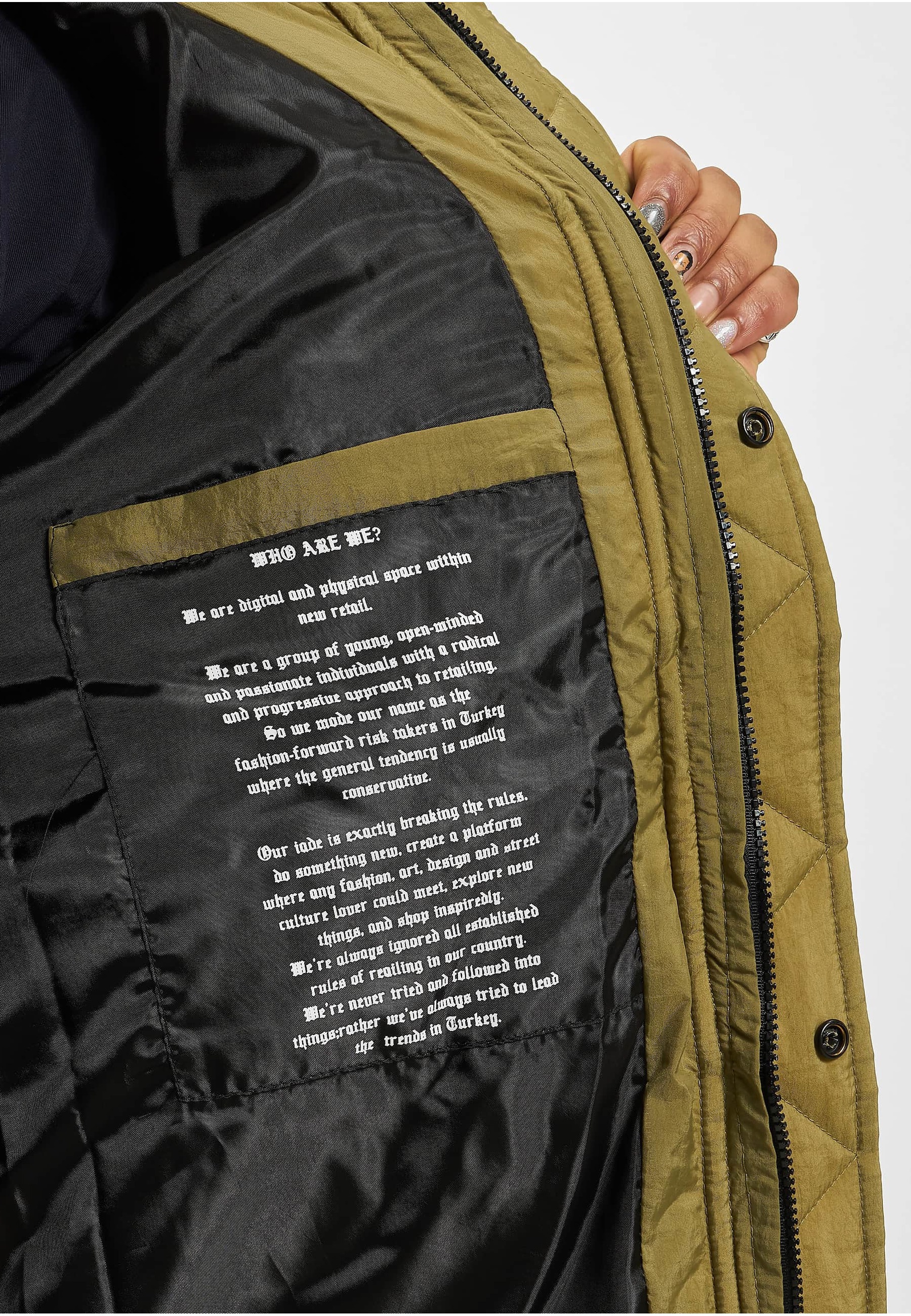 2Y Premium Winterjacke »2Y Premium Herren 2Y Long Puffer Jacket« 1 Stk. tlg. mit Kapuze