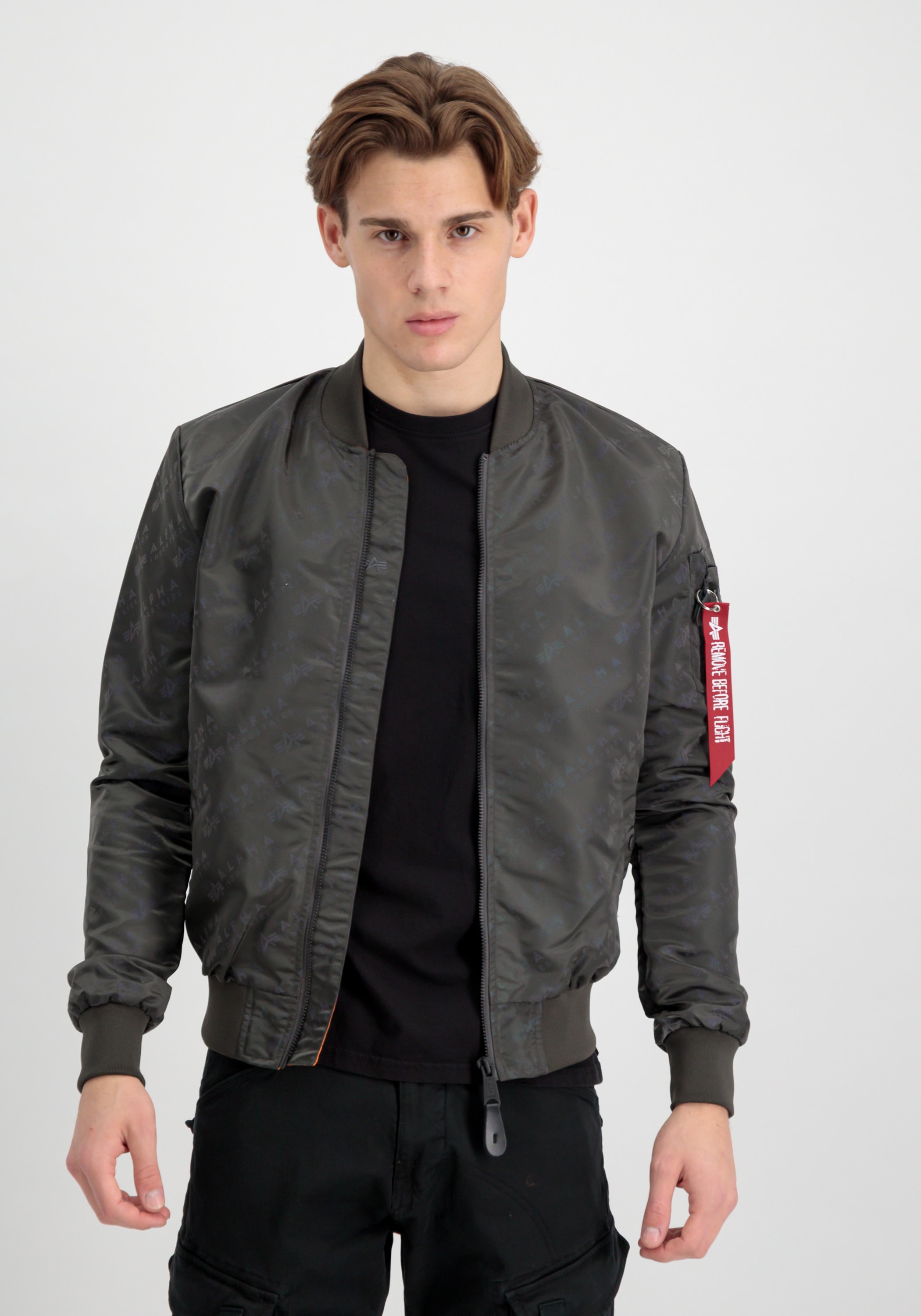 Alpha Industries Regen- und Matschjacke "MA-1 LW AOP Rainbow Ref." günstig online kaufen