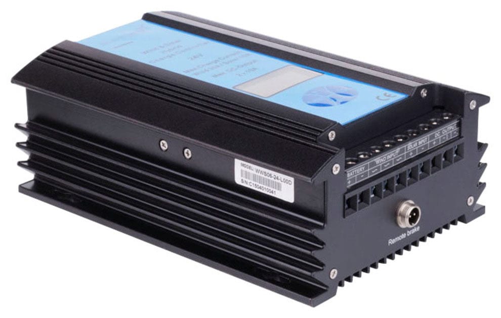 VICTRON ENERGY Hybridladeregler "Silentwind Hybrid Boost 24V", B:22cm H:15cm T:8,2cm, schwarz, Spannungsregler, Leistung maximal in Watt: 600 (Wind),