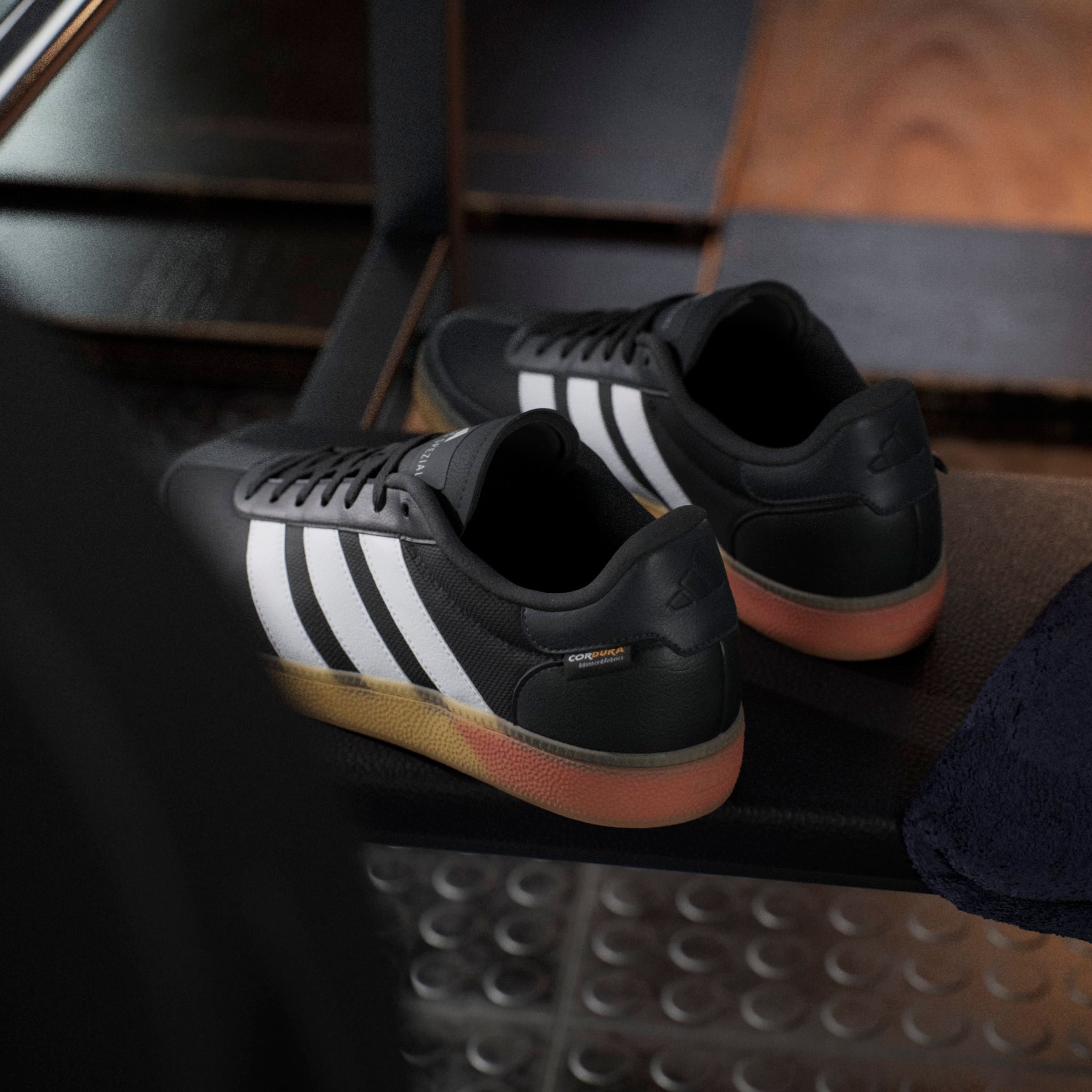 adidas Performance Trainingsschuh »SPEZIAL-E«