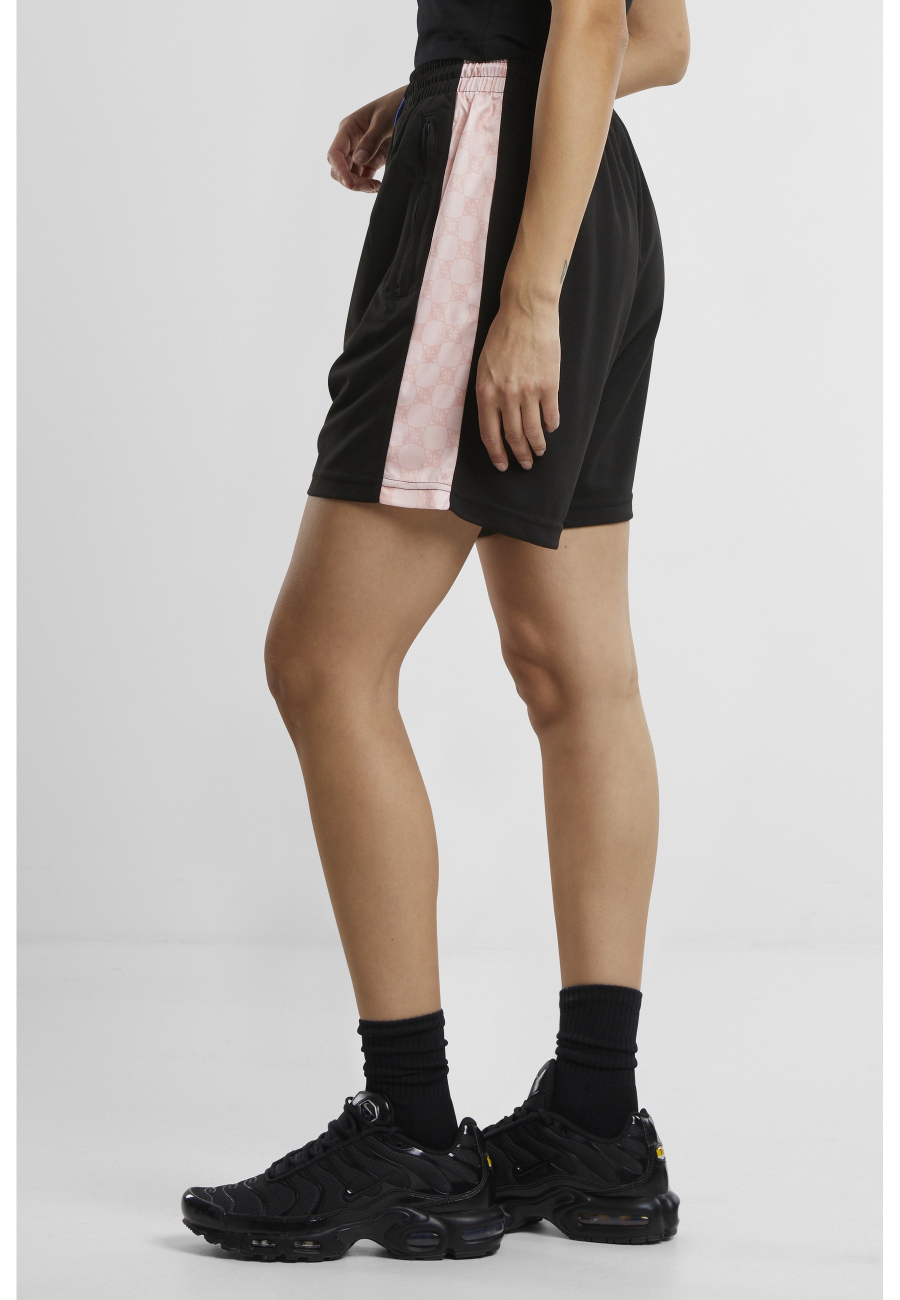 PEQUS Shorts »PEQUS PEQUS Football Logo Short«