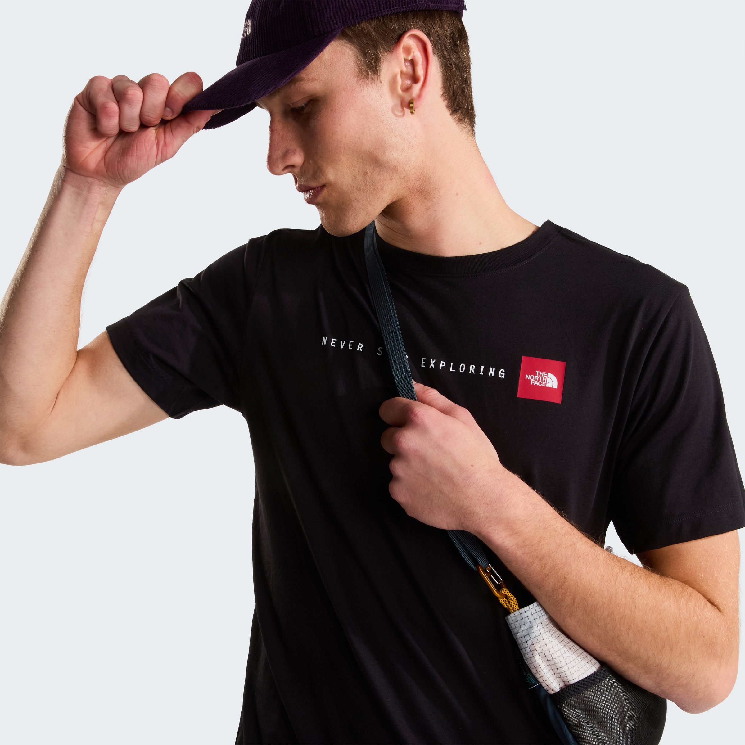 The North Face T-Shirt "M NEVER STOP EXPLORING REGULAR SHORT SLEEVE TEE-GRA günstig online kaufen