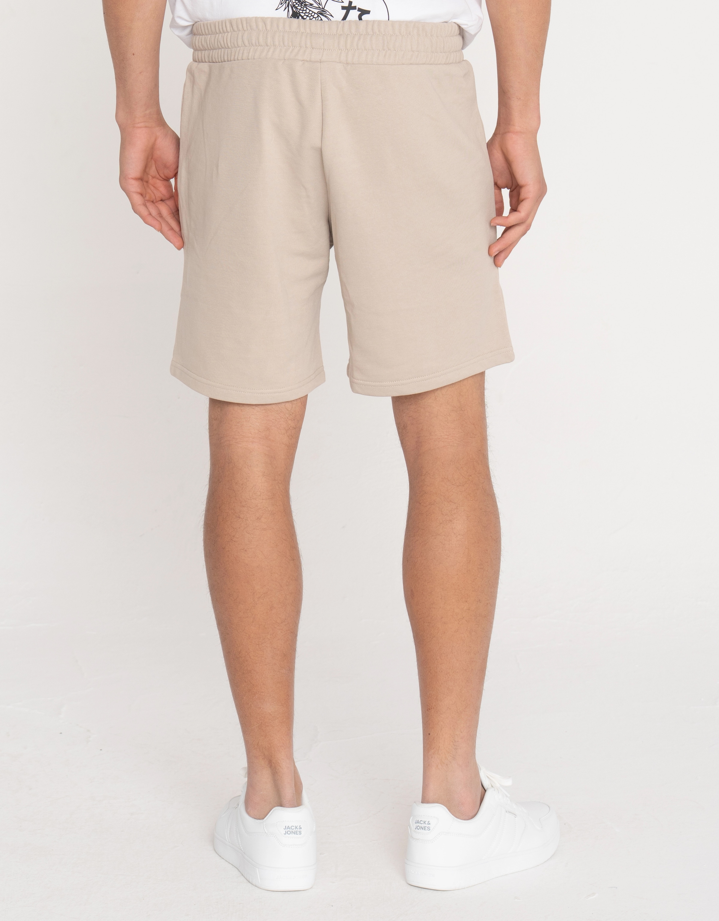 Jack & Jones Shorts »JPSTGORDON STAR JJ SWEAT SHORTS SRT SN«, mit Logo Schriftzug