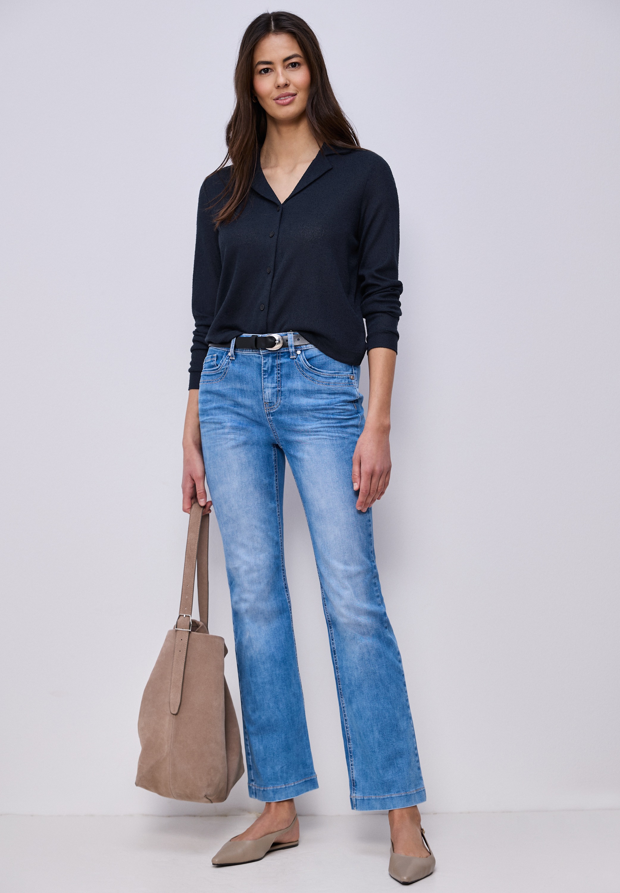 Cardigan STREET ONE, Damen, Gr. 44, shadowed navy, Stoff, 50% Viskose, 47% Polyester, 3% Elasthan, unifarben, regular fit normal, V-Ausschnitt, Bündchen, Strickjacken, mit Knopfleiste 2