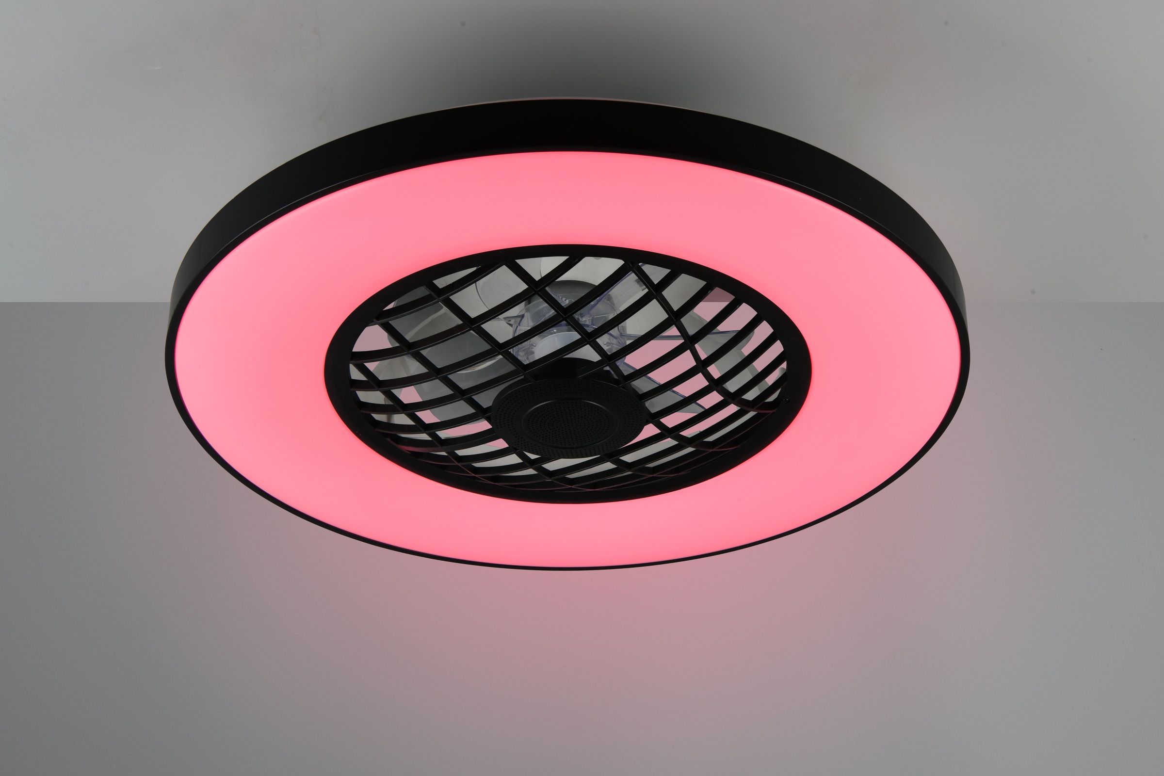REALITY Leuchten LED Deckenleuchte »LINKÖPING mit Ventilator, Deckenventilator mit Licht inklFernbedienung«, 1 flammig, Leuchtmittel LED-Board | LED fest integriert, mit Bluetooth Lautsprecher, RGB Farbwechsel 3 Geschwindigkeiten Timer