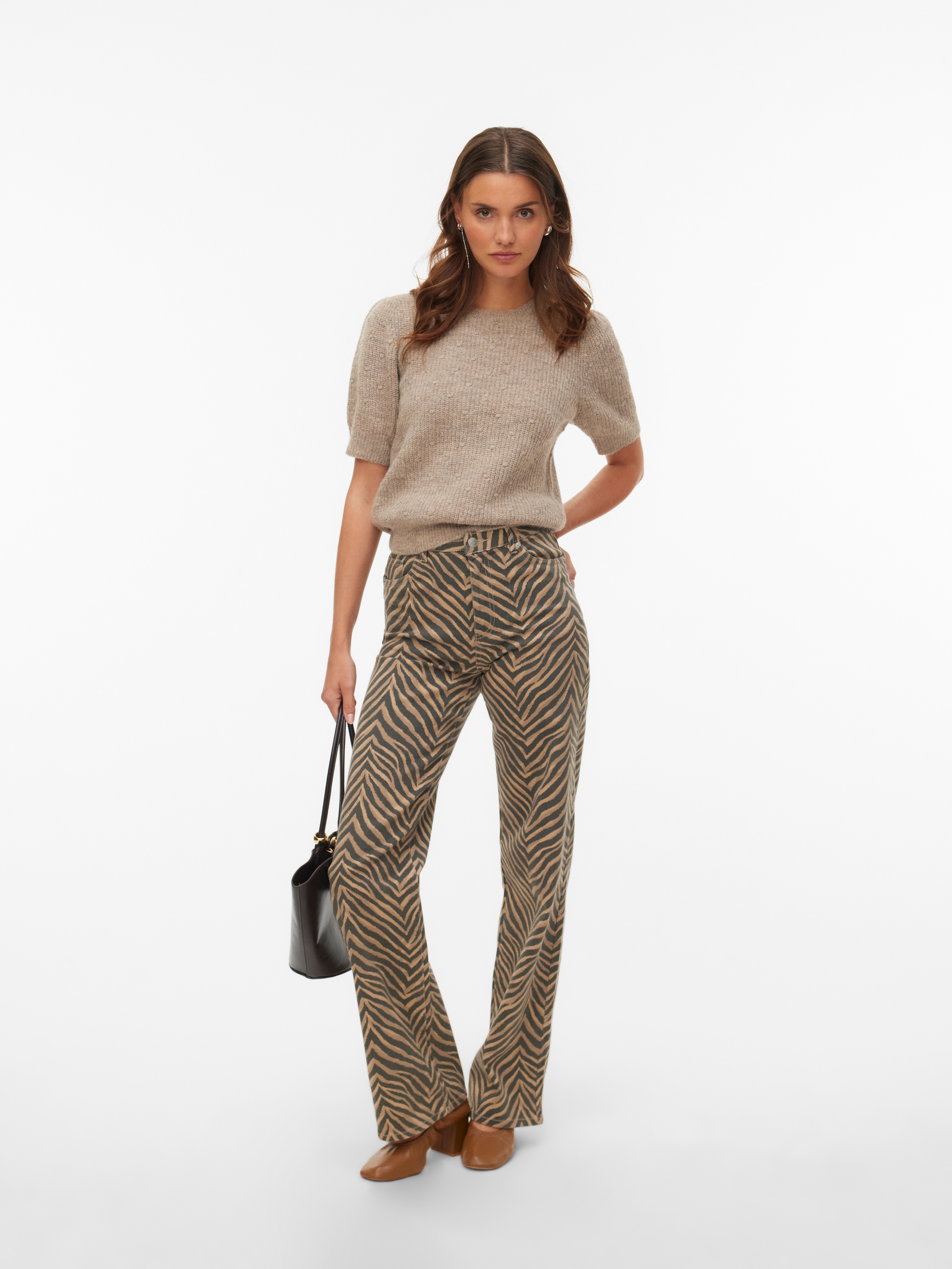 Thumbnail - Vero Moda Strickpullover "VMGENIUS 2/4 O-NECK SHORT PULLOVER BOO" mit zarten Strickdetails