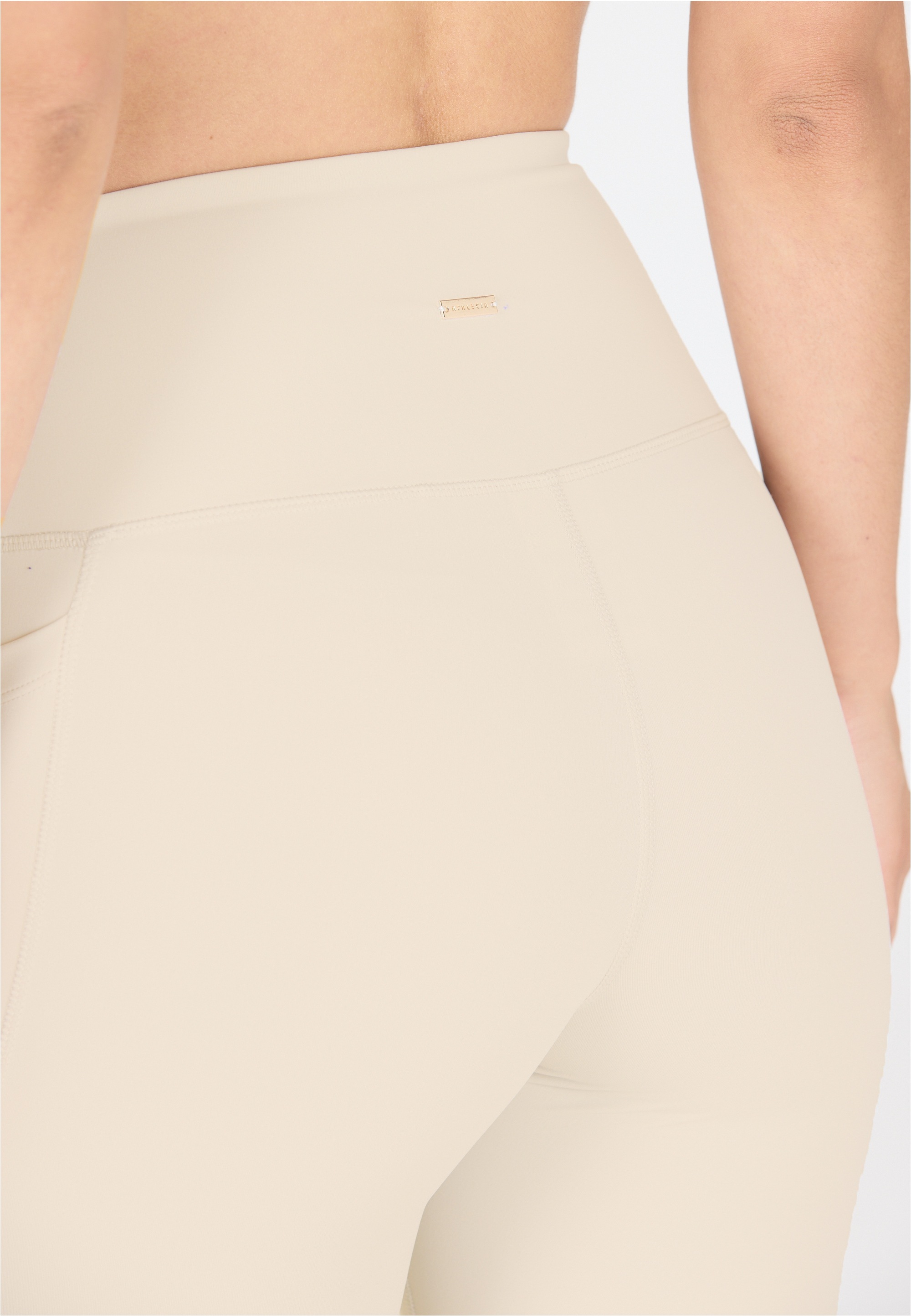 ATHLECIA Shorts »Aliya«, Mit Quick-Dry-Funktion