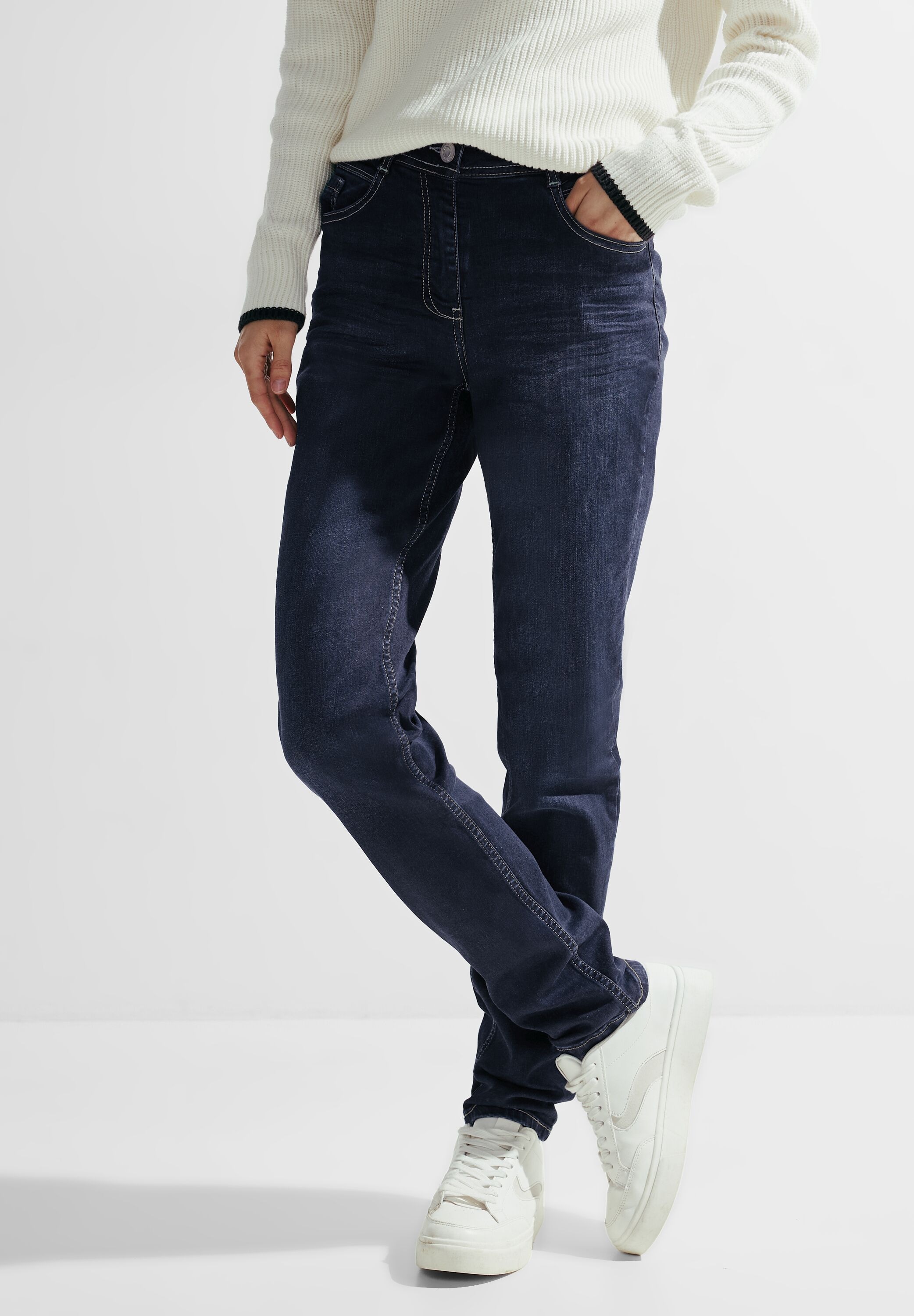 Slim-fit-Jeans »TORONTO«, in dunkelblauer Waschung