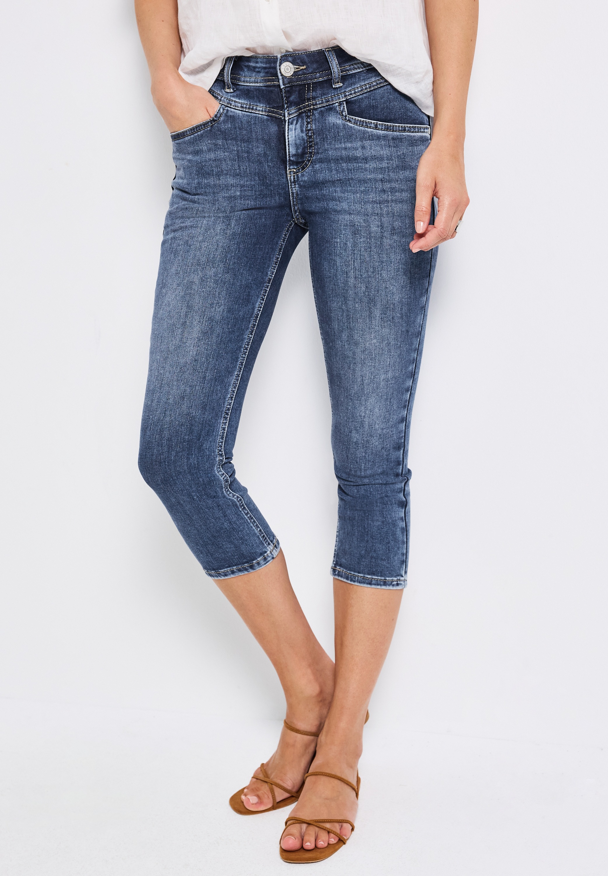 STREET ONE Slim-fit-Jeans, aus Baumwolle mit Stretchanteil
