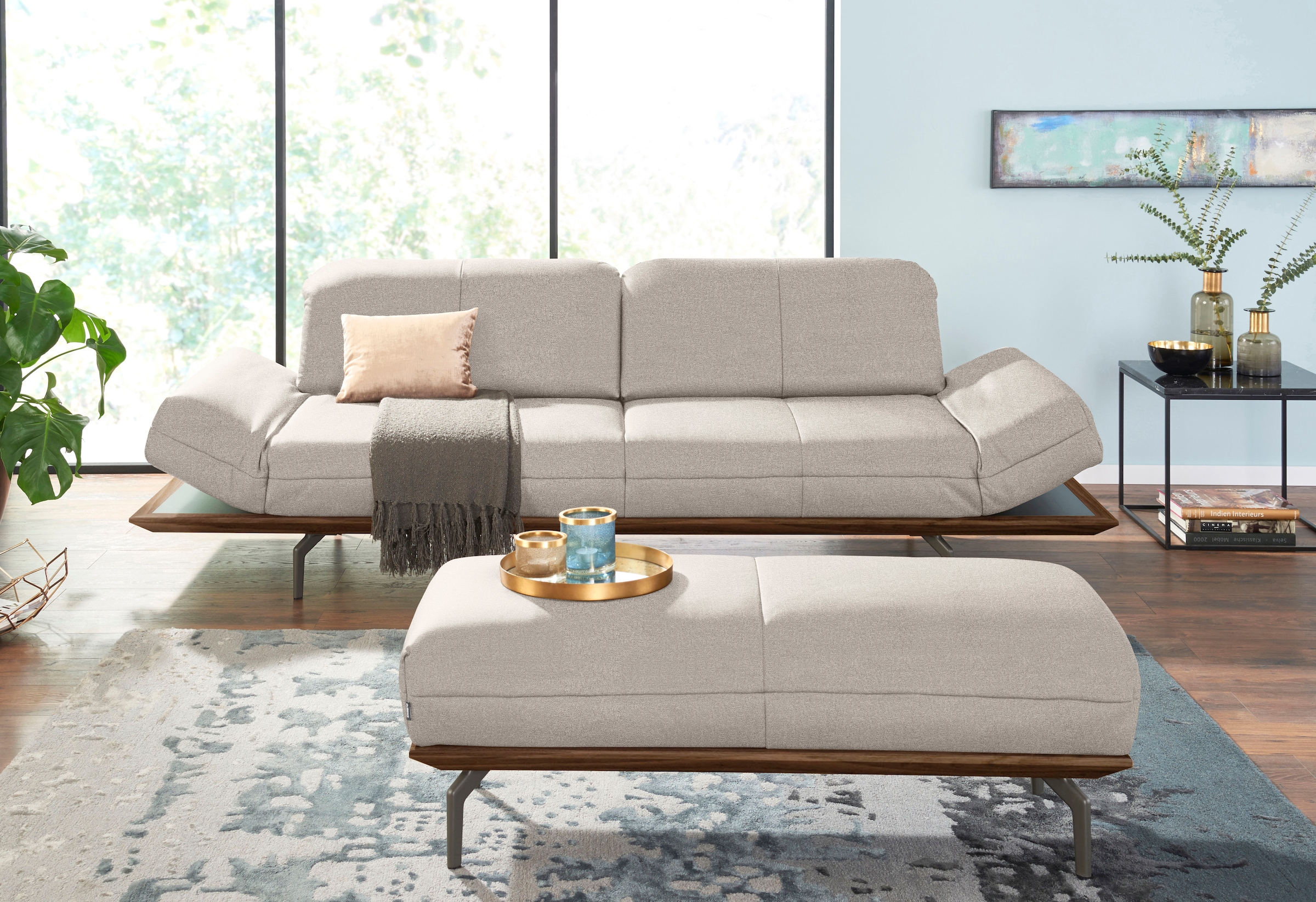 Creation BY ROLF BENZ 3-Sitzer »CR.420, Designsofa, Loungesofa«, in 2 Qualitäten, Holzrahmen in Eiche Natur oder Nußbaum, Breite 232 cm
