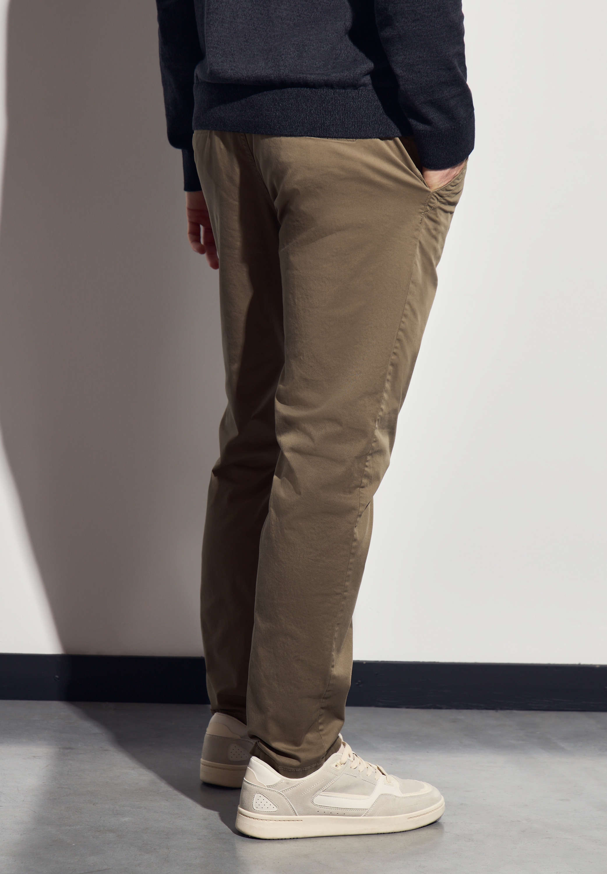 STREET ONE MEN Chinohose, aus Baumwolle mit Stretchanteil