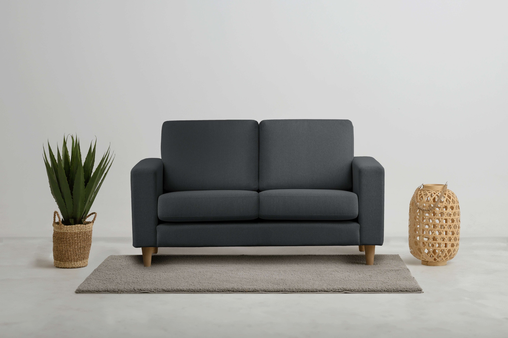 OTTO home 2-Sitzer "Tvinno" im skandinavischen Stil, mit Massivholzfüßen, B günstig online kaufen