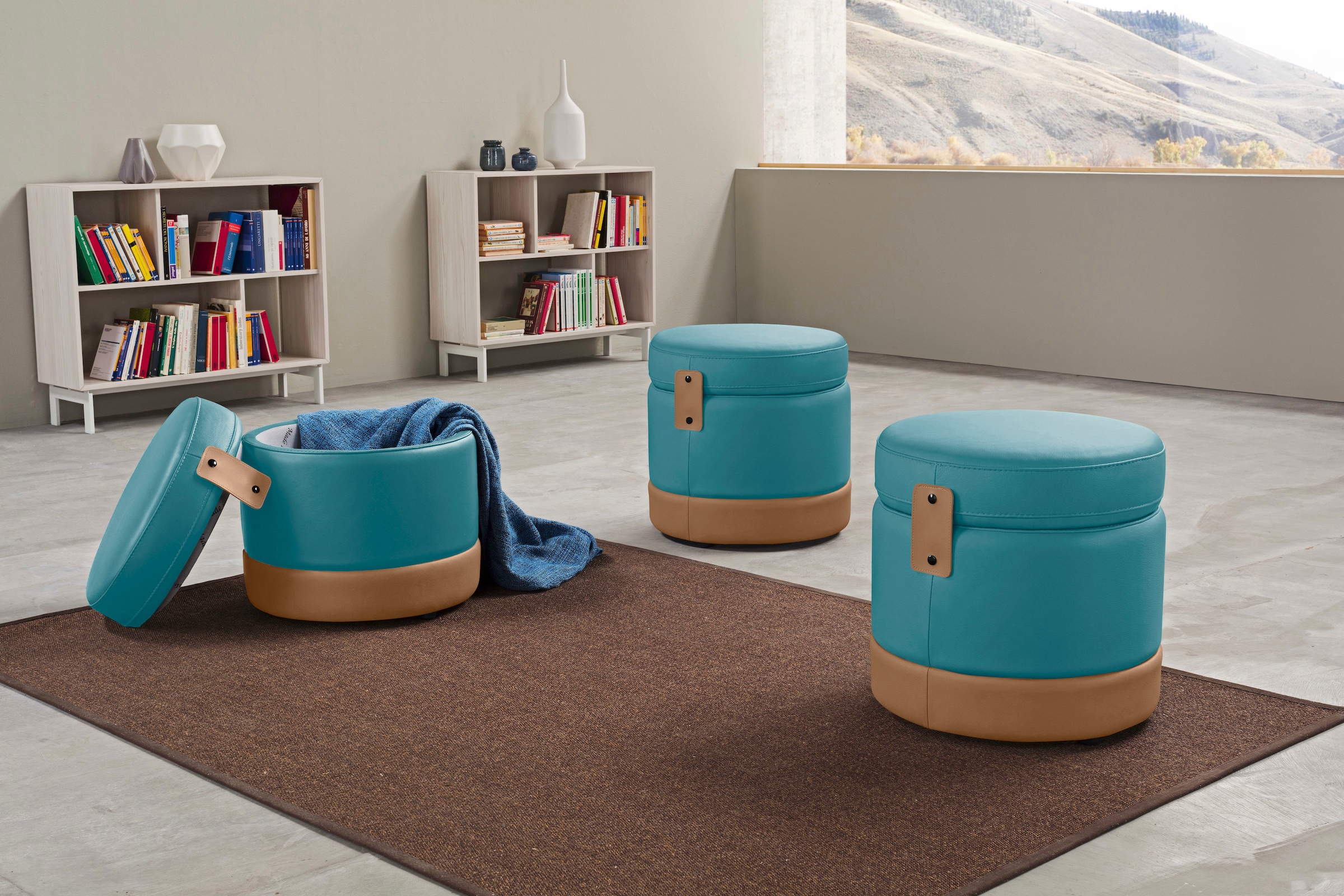 Egoitaliano Hocker "Tonder, Designhocker als Blickfang mit tollen Details, B/T 50/50cm" inkl. praktischem Stauraum als funktionale Stauraummöglichkeit