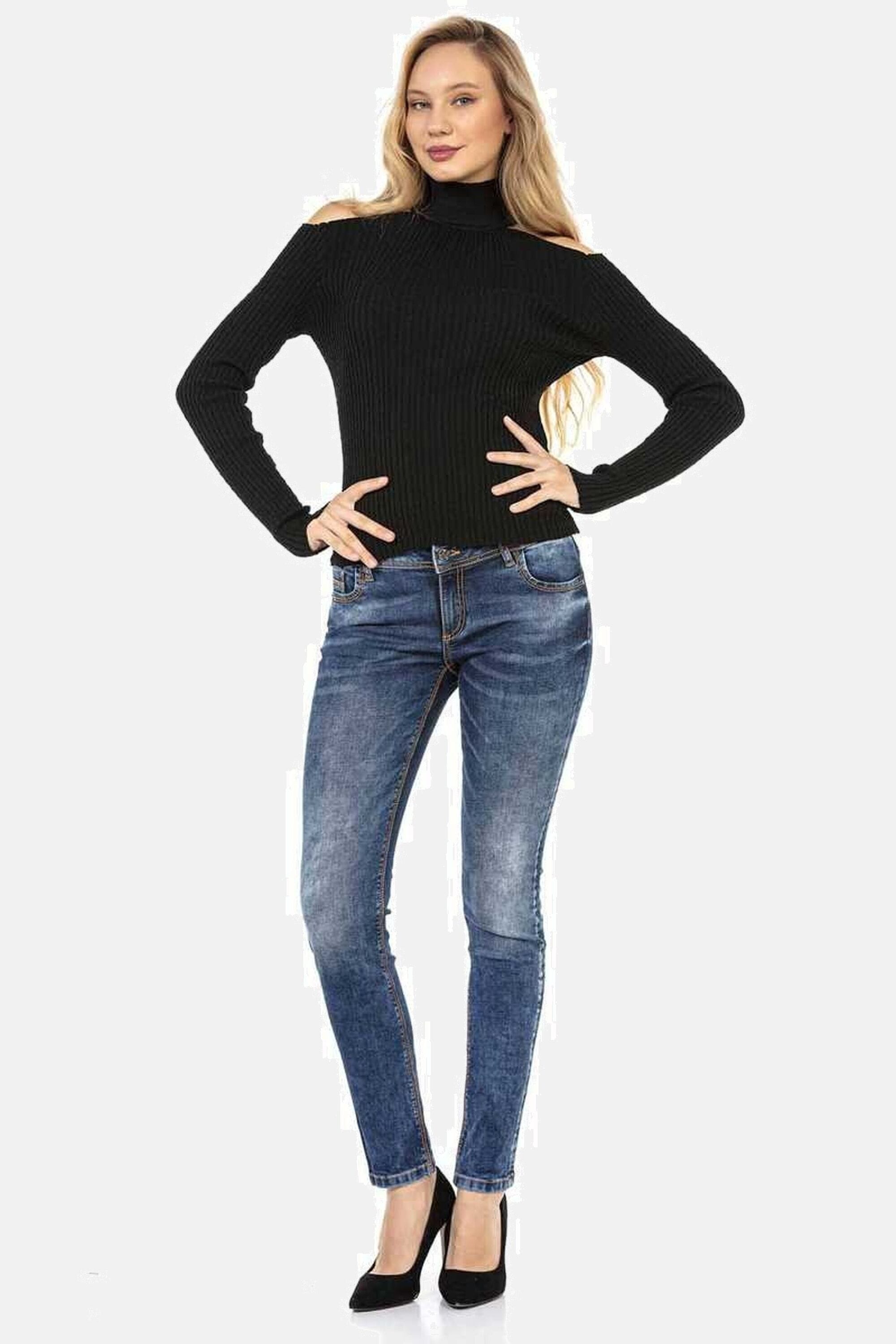 Cipo & Baxx Slim-fit-Jeans »Jeans«, Mit trendigen Ziernähten, WD441