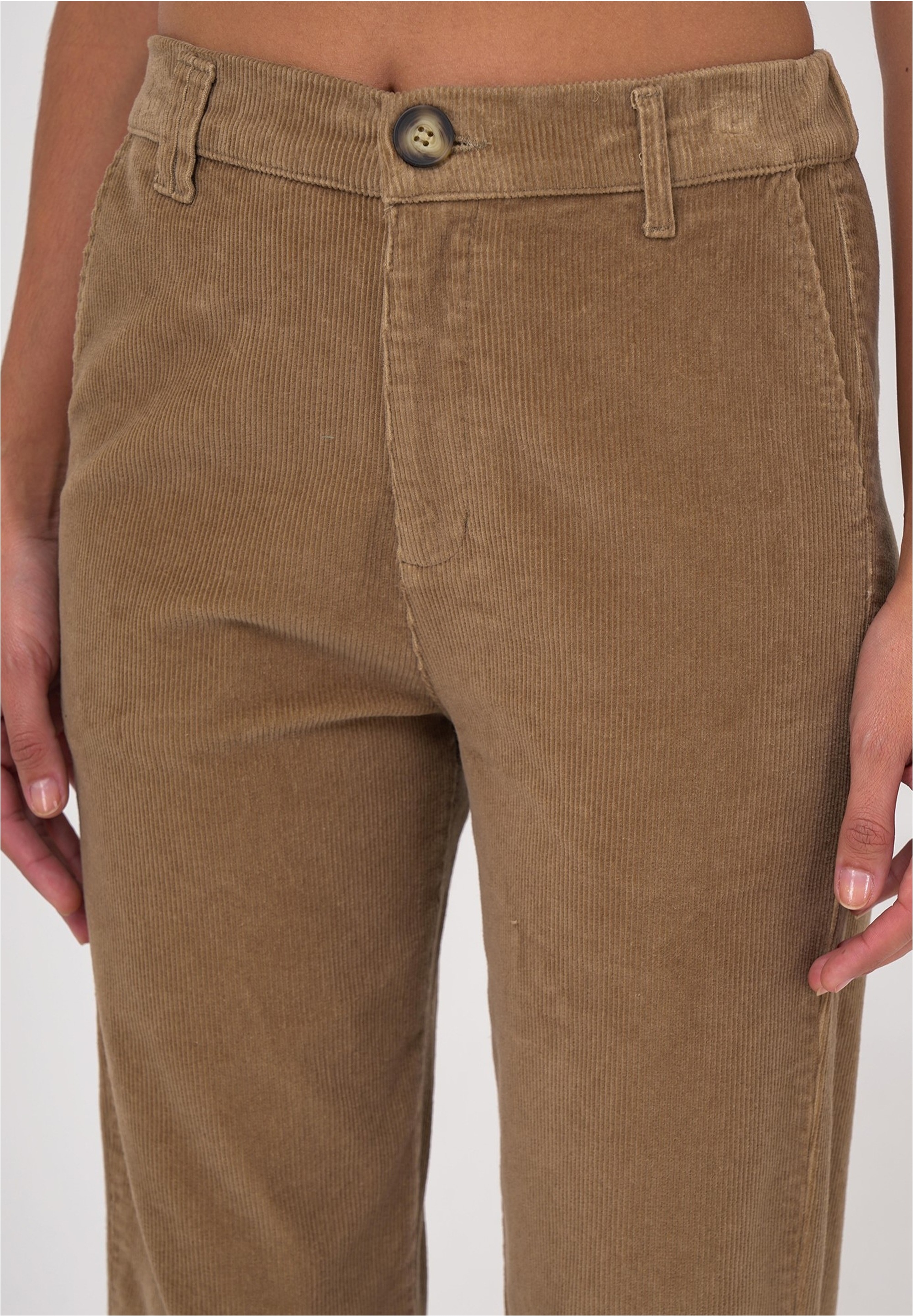freshlions Cordhose »Eliana«, im klassischen Design