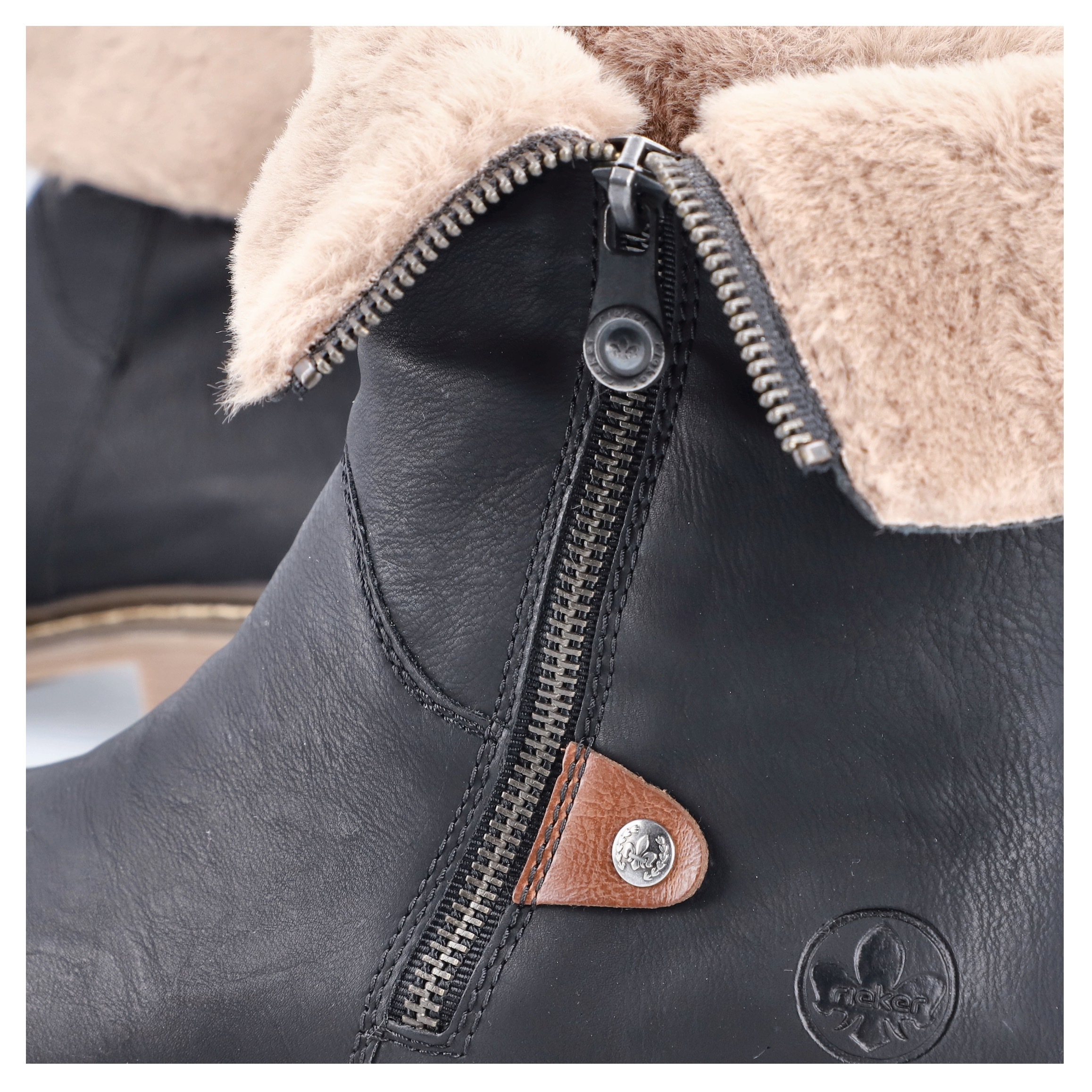 Rieker Winterstiefelette, mit Reißverschluss an der Außenseite