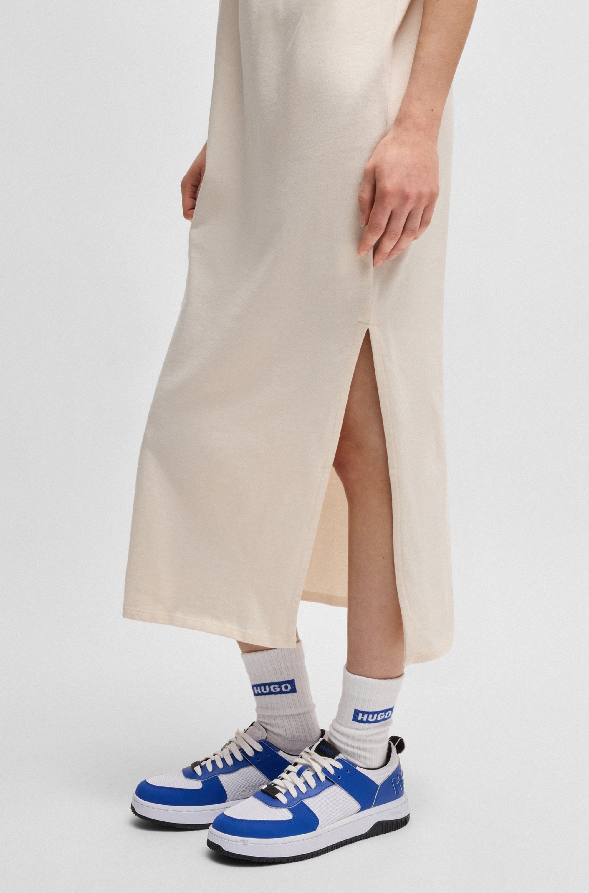 HUGO Blue Jerseykleid »Nalle«, mit Logostickerei Jersey Oversized mit Schlitz