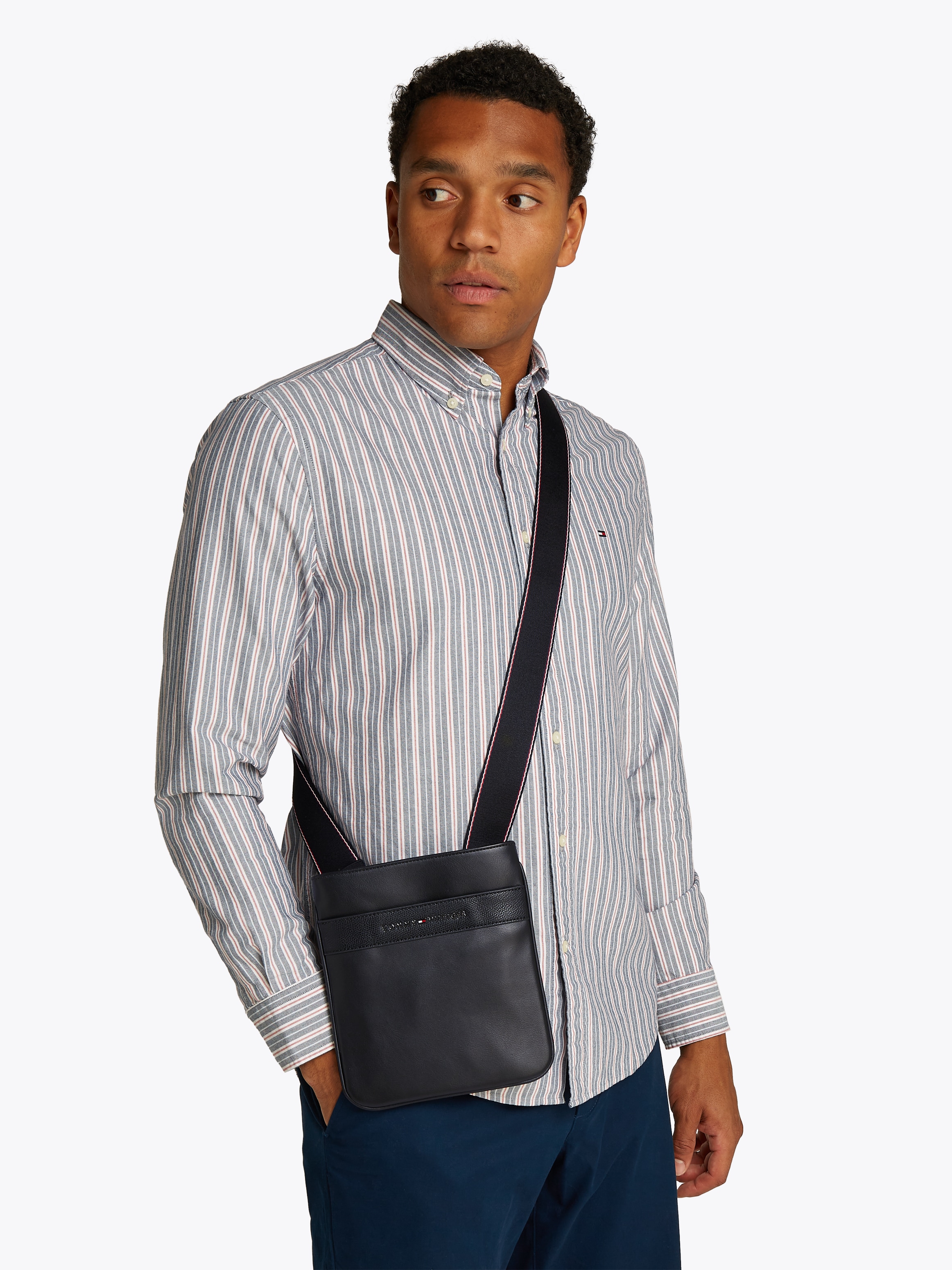 Tommy Hilfiger Umhängetasche »TH CORP MINI CROSSOVER«, Men Schultertasche, Messenger Bag mit edlem Logoschriftzug