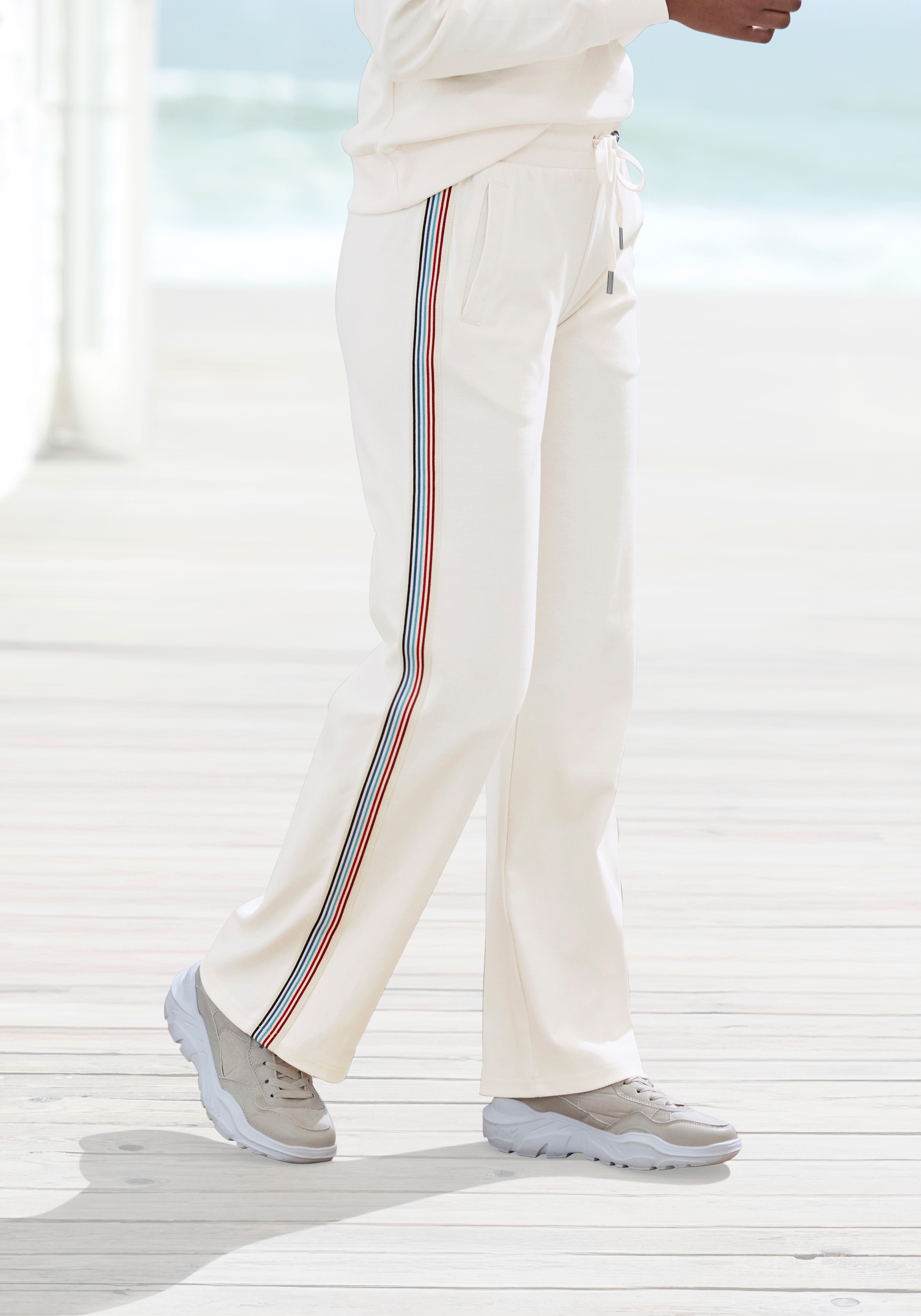 H.I.S Relaxhose mit seitlichen Streifendesign