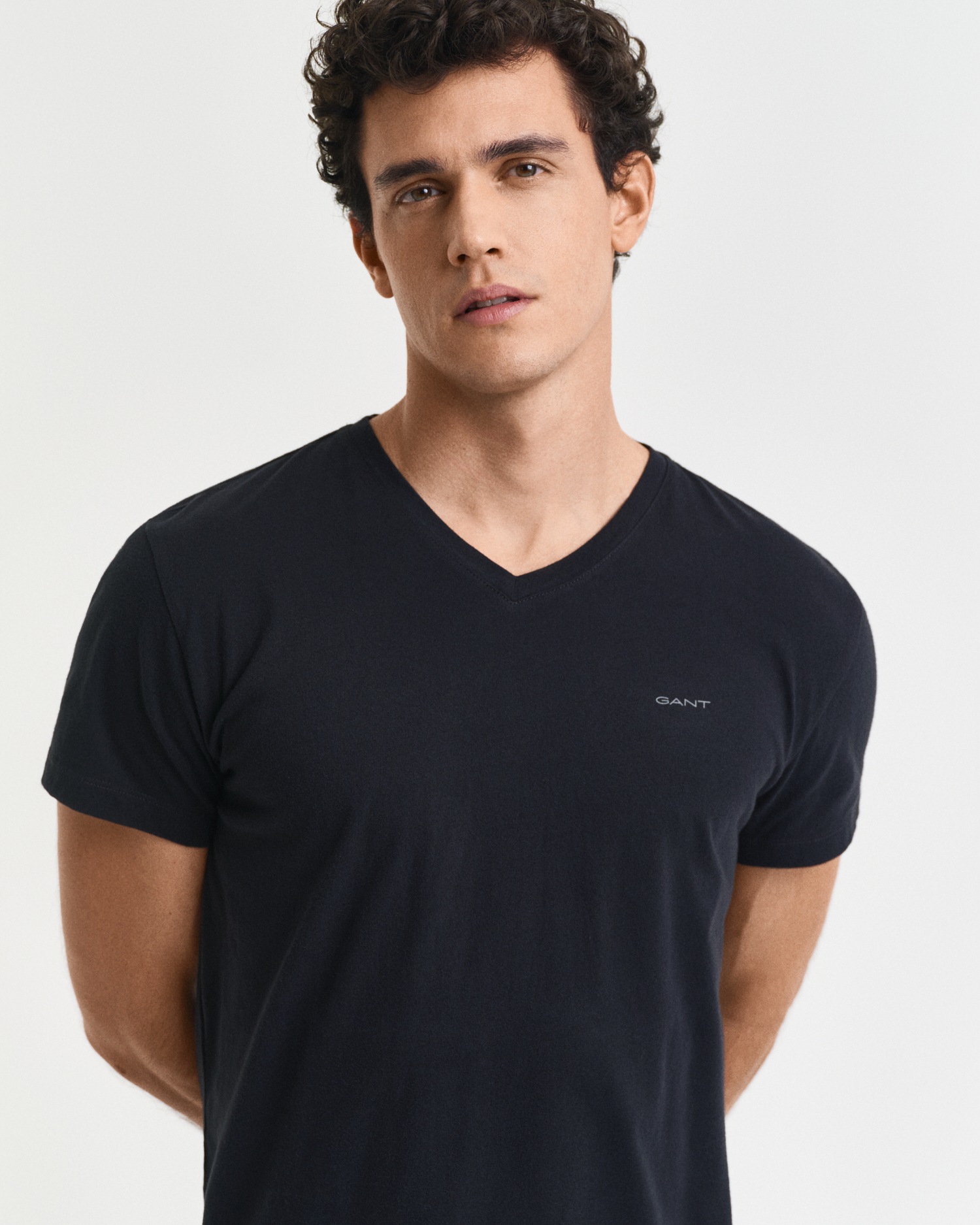 Gant Kurzarmshirt »V-NECK T-SHIRT 2-PACK«, Mit V-Ausschnitt