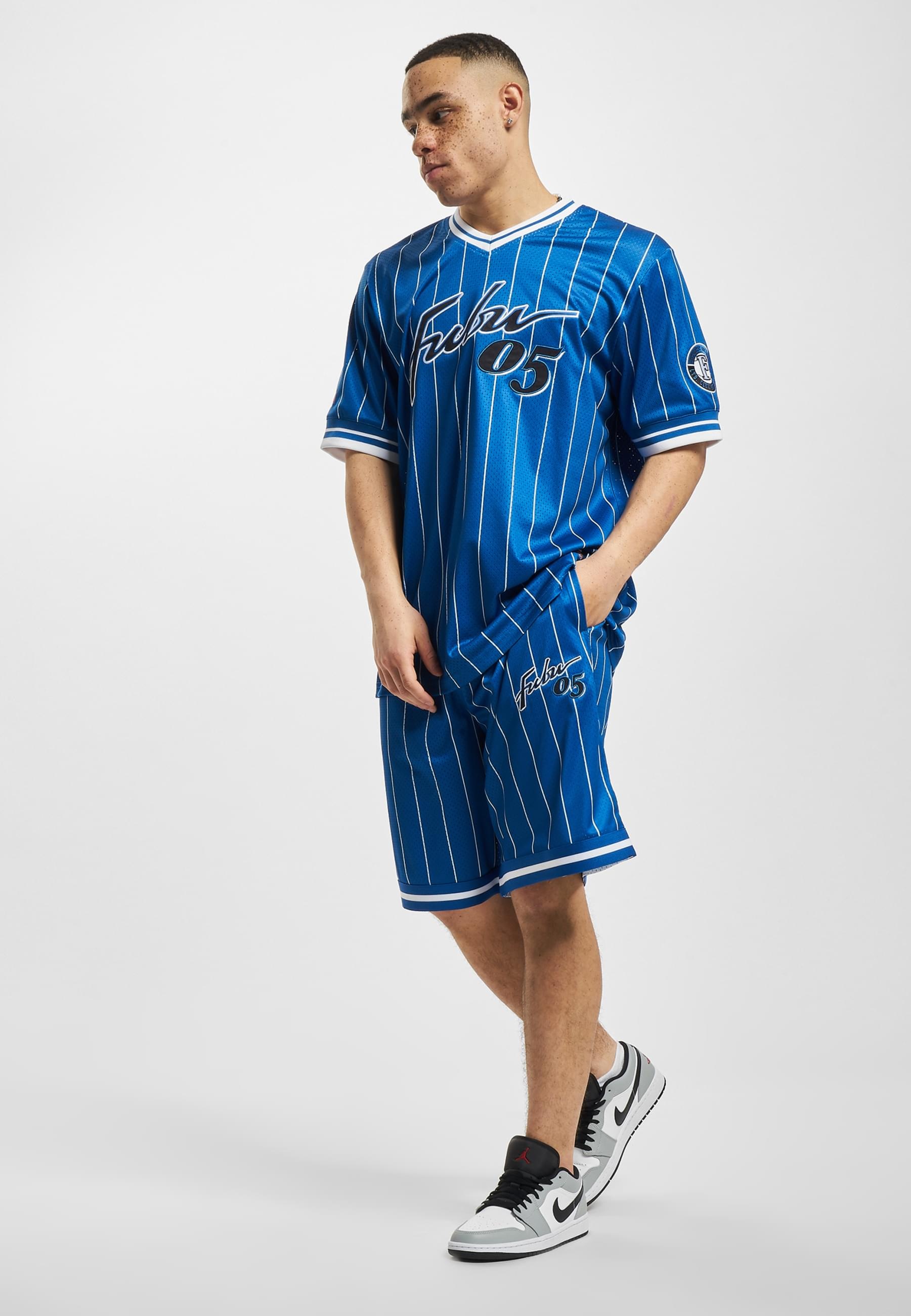 Fubu Shorts »Fubu Herren FM232-013-2 FUBU Retro Pinstripe Shorts«