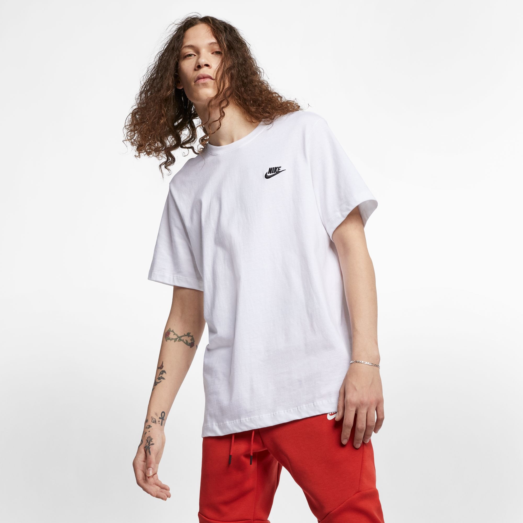 NIKE SPORTSWEAR Herren T-Shirt "Nike Sportswear Club Men's T-Shirt", weiß, Gr. XL, Obermaterial: 100% Baumwolle, Shirts