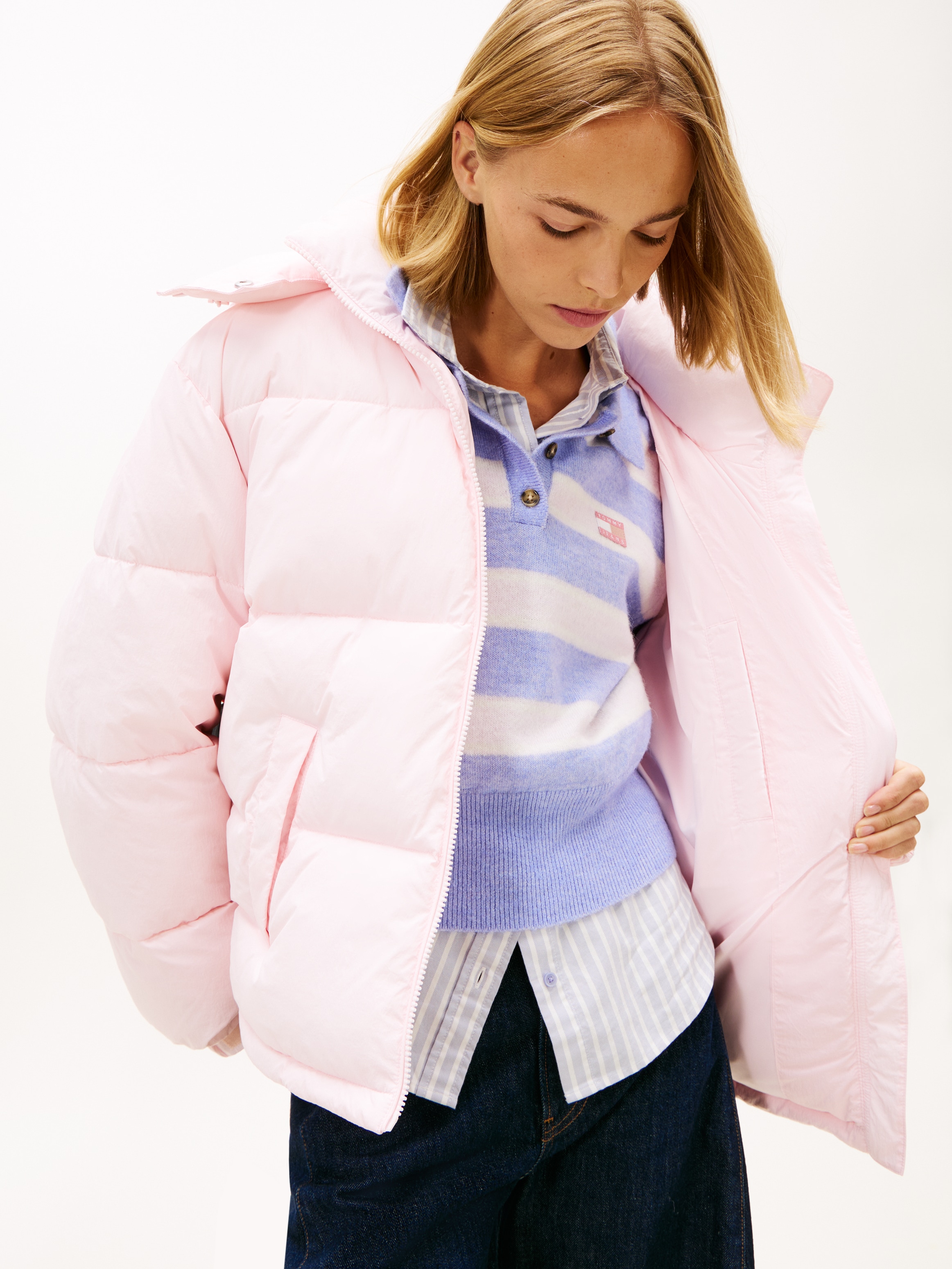 Tommy Jeans Steppjacke »TJW OVS HOODED FLAG PUFFER EXT« mit Kapuze