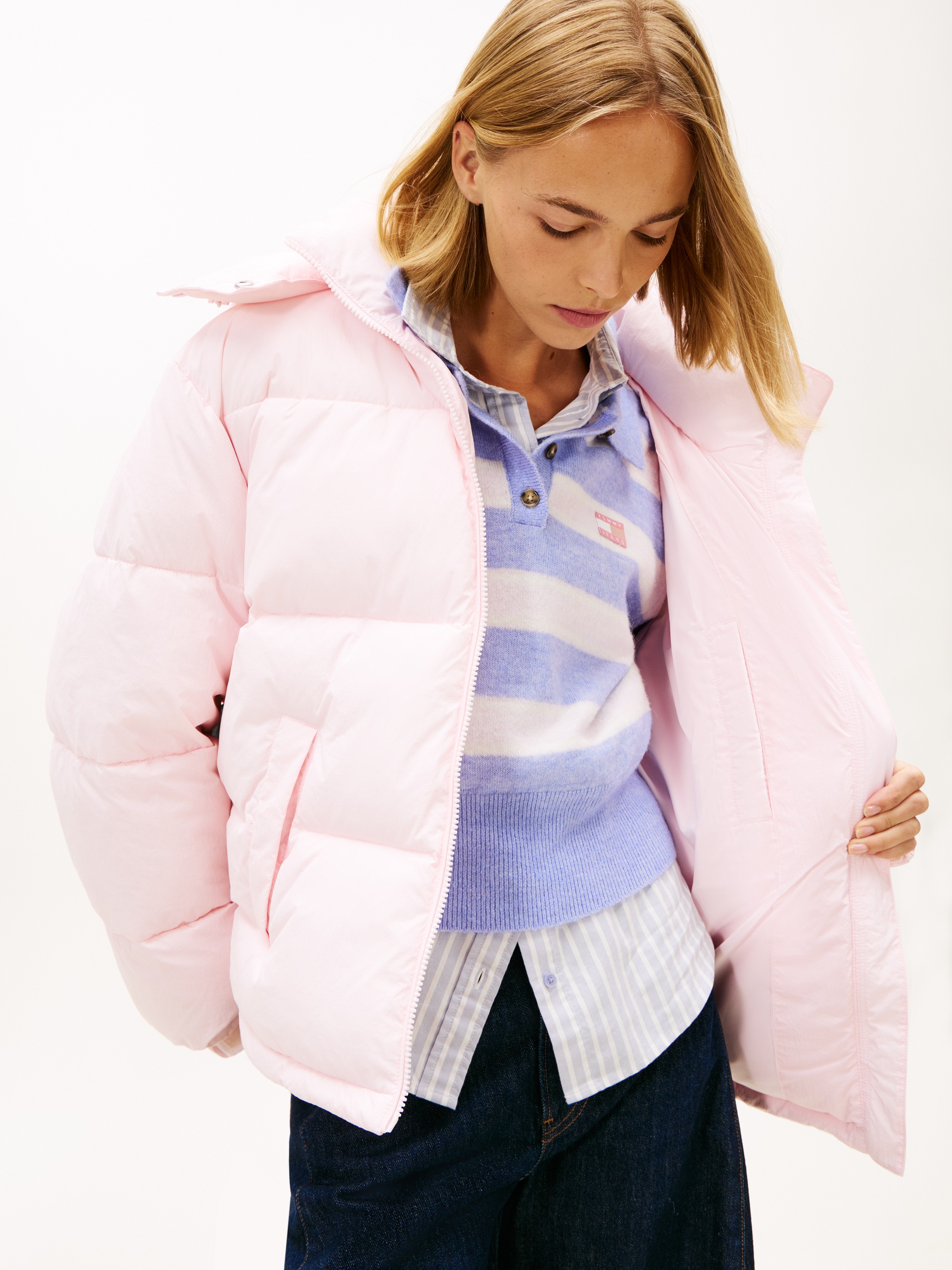 Tommy Jeans Steppjacke "TJW OVS HOODED FLAG PUFFER EXT" mit Kapuze günstig online kaufen