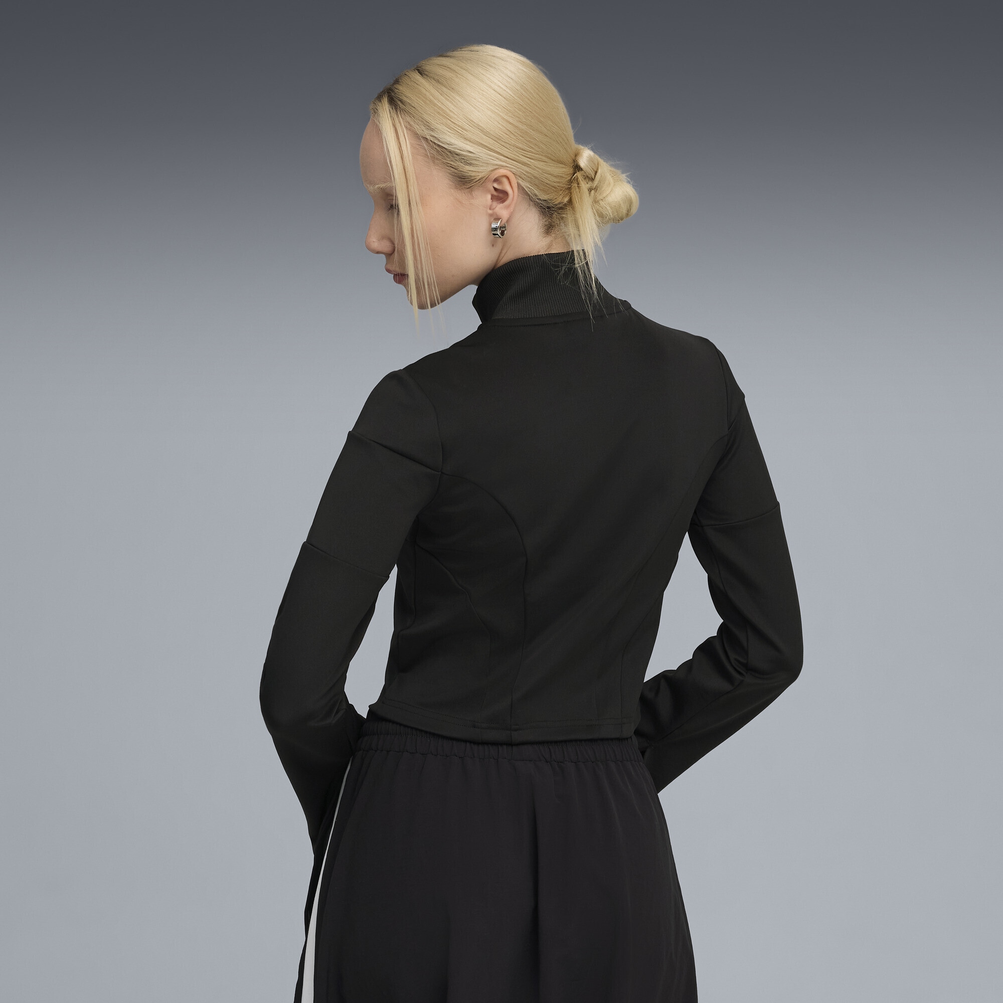 PUMA Trainingsjacke »DARE TO Slim Cropped Trainingsjacke Damen«