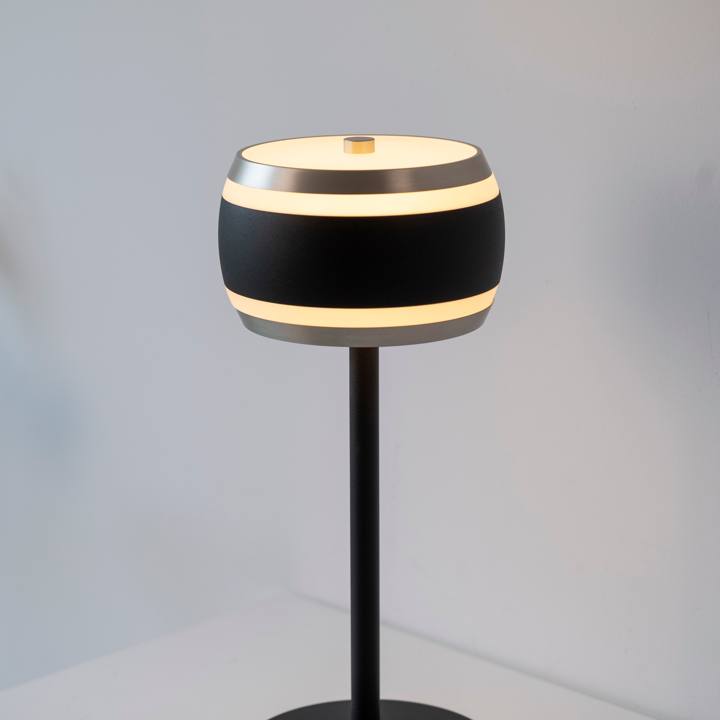 Neuhaus PURE LED Tischleuchte »PURE Falling Rings« LED-Board 1 Stk. warmweiß - kaltweiß Akkubetrieben, CCT, stufenlos dimmbar über Touchdimmer