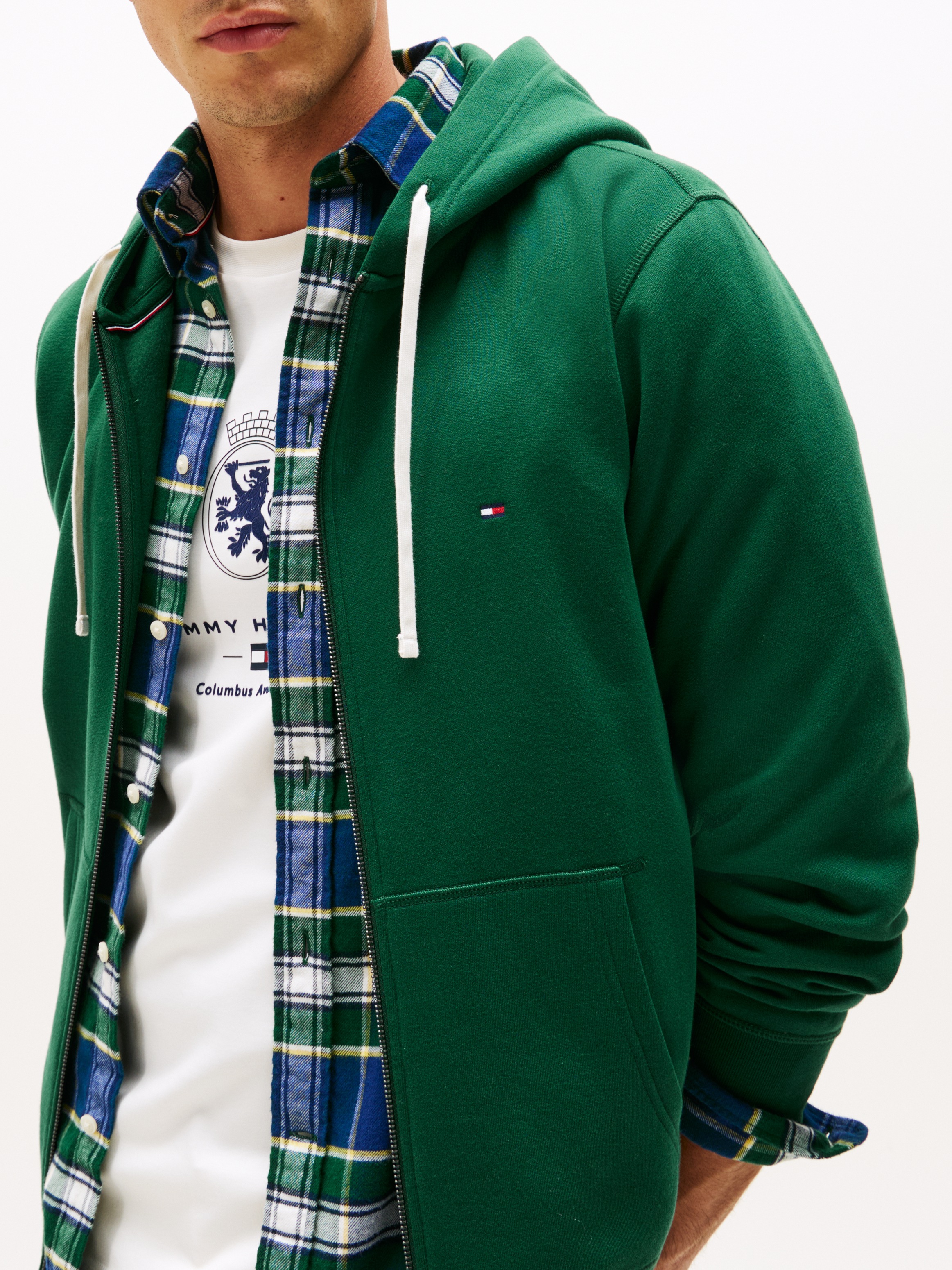 Tommy Hilfiger Kapuzensweatjacke »ESSENTIAL FLEECE ZIP THROUGH«, kleine Logostickerei