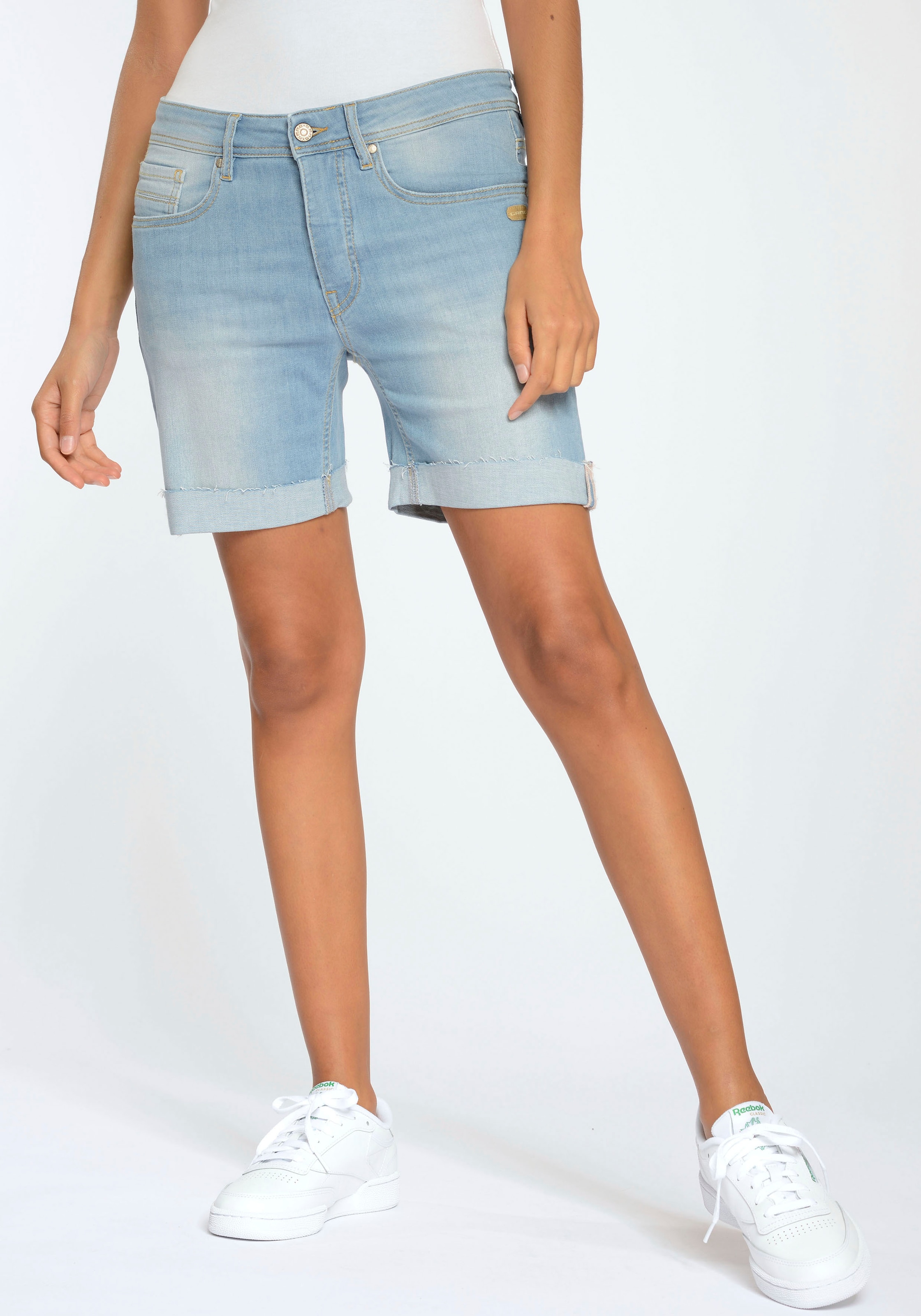 GANG Jeansshorts »94NICA SHORTS«, mit Knopfleiste kaufen