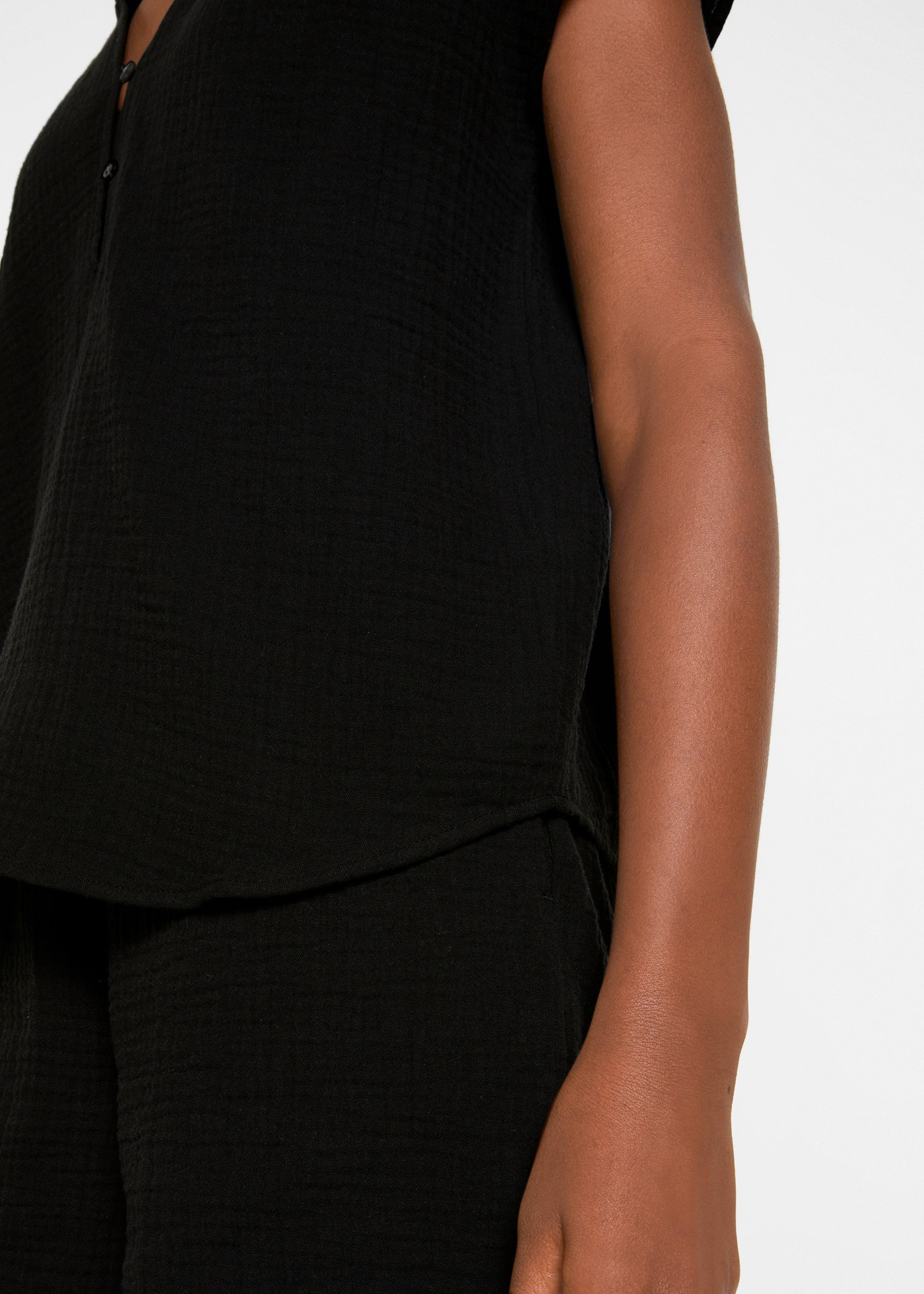 bonprix Shirtbluse »Musselin-Blusentop aus reiner Baumwolle« Oversize-Passform, mit V-Ausschnitt, aus Baumwolle