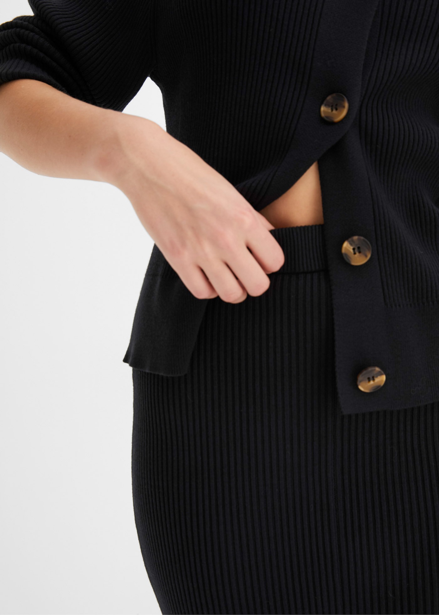 Thumbnail - bonprix Strickrock aus Viskosemischung, körpernahe Passform, unifarben, mit Gummizug