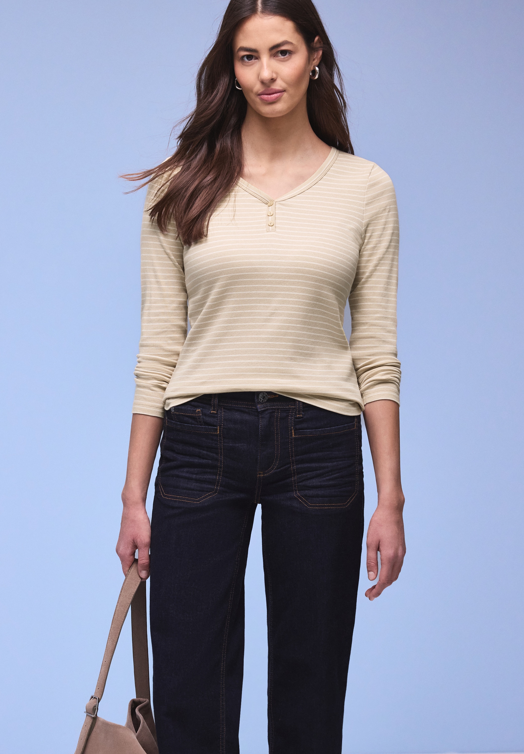 STREET ONE Langarmshirt im Streifen-Design und mit V-Ausschnitt günstig online kaufen