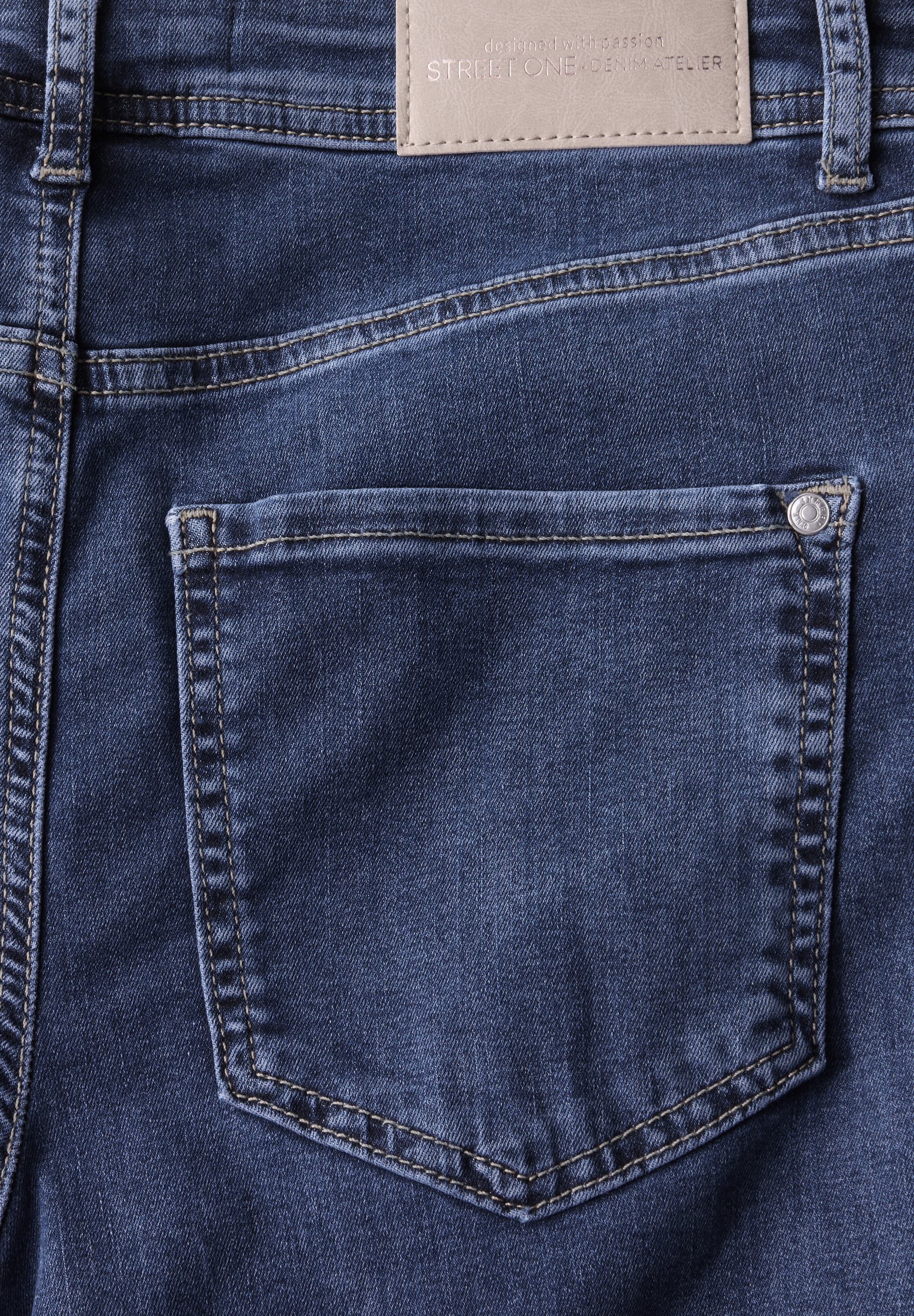 STREET ONE Loose-fit-Jeans, im Loose Fit
