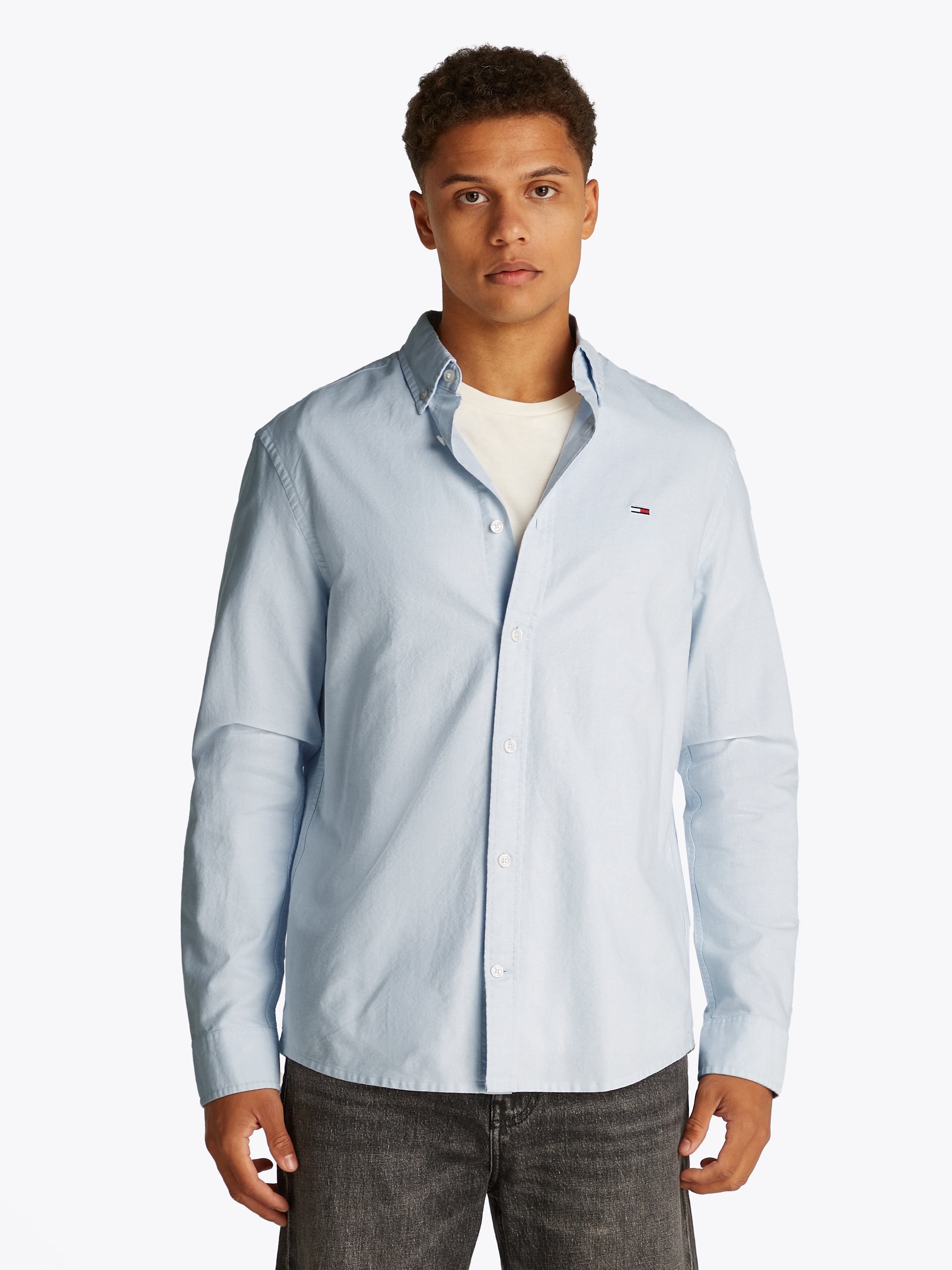 Tommy Jeans Langarmhemd "TJM REGULAR OXFORD" Mit Rundhalsausschnitt, Button günstig online kaufen