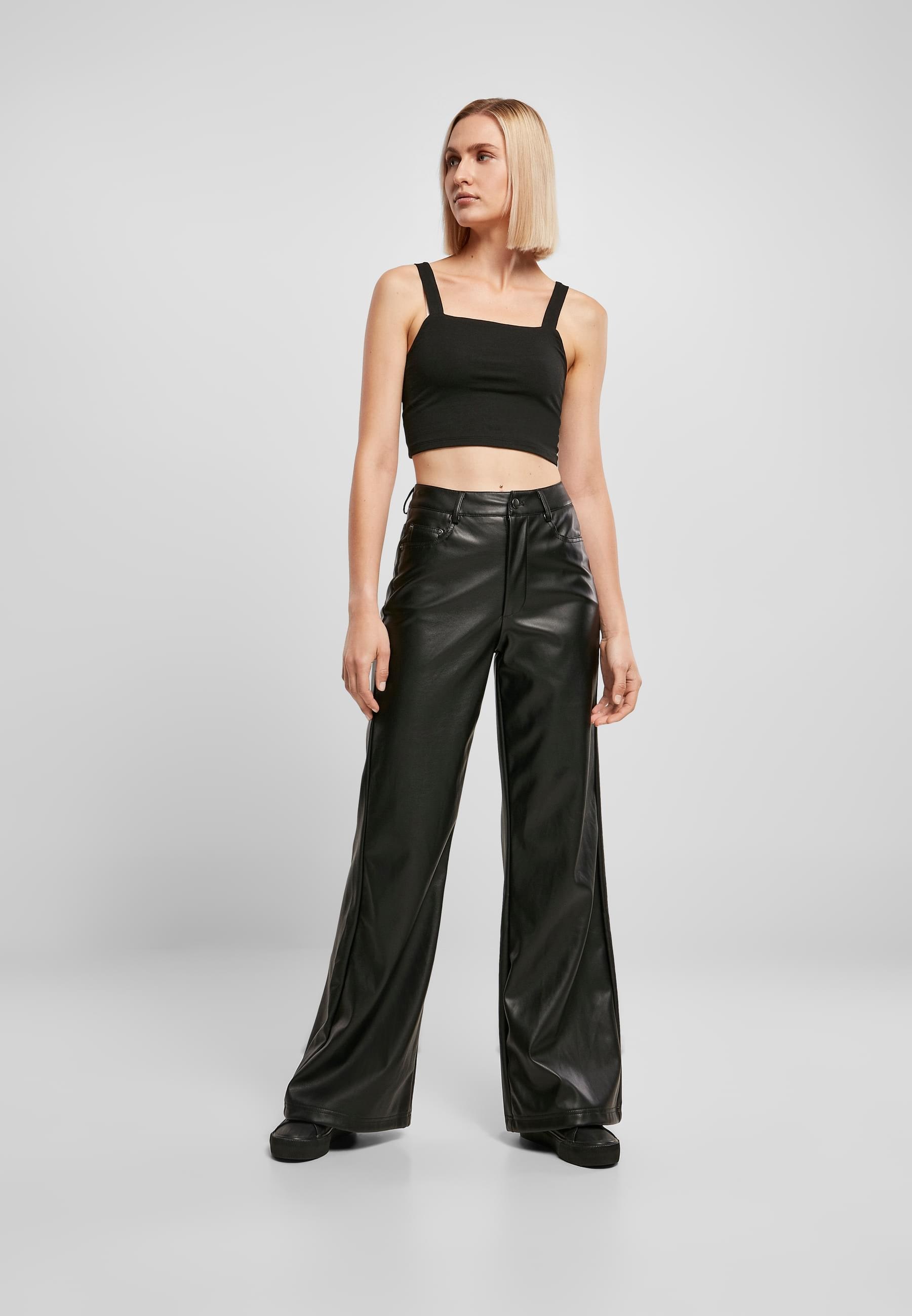 URBAN CLASSICS Stoffhose »Urban Classics Damen Ladies Faux Leather Wide Leg Pants«, (1 tlg.)