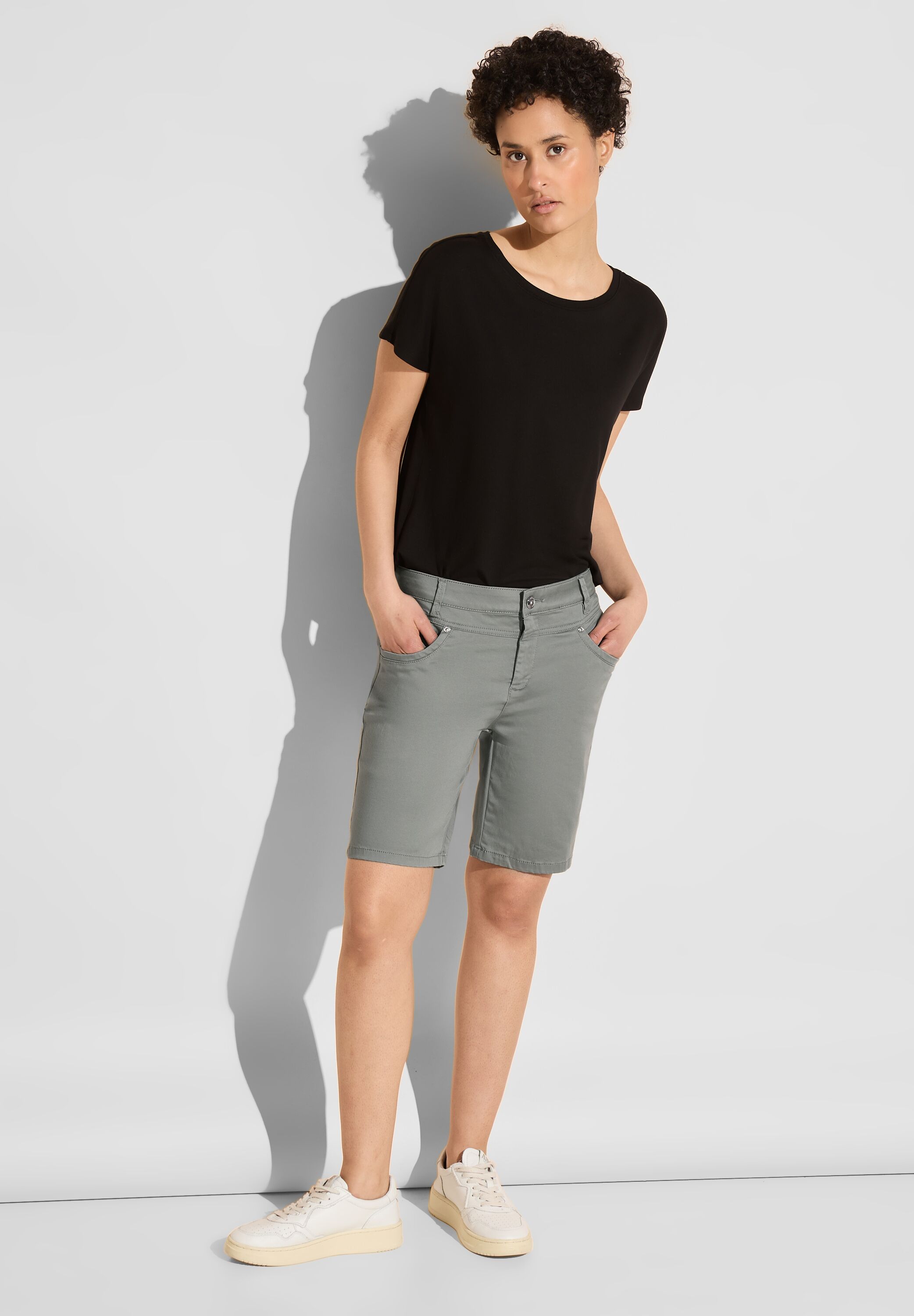 Thumbnail - STREET ONE Shorts, mit Stretchanteil