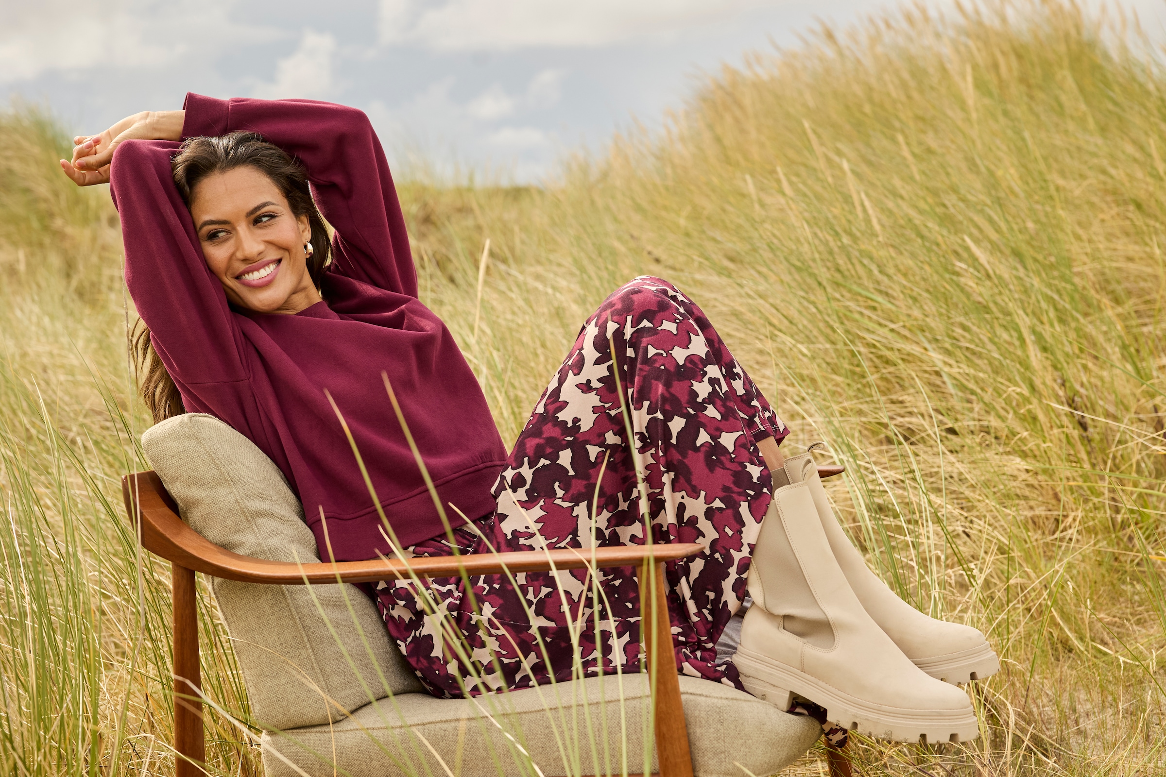 Laura Scott Midikleid, elegantes Blumenmuster aus Viskose-Mischung - NEUE KOLLEKTION
